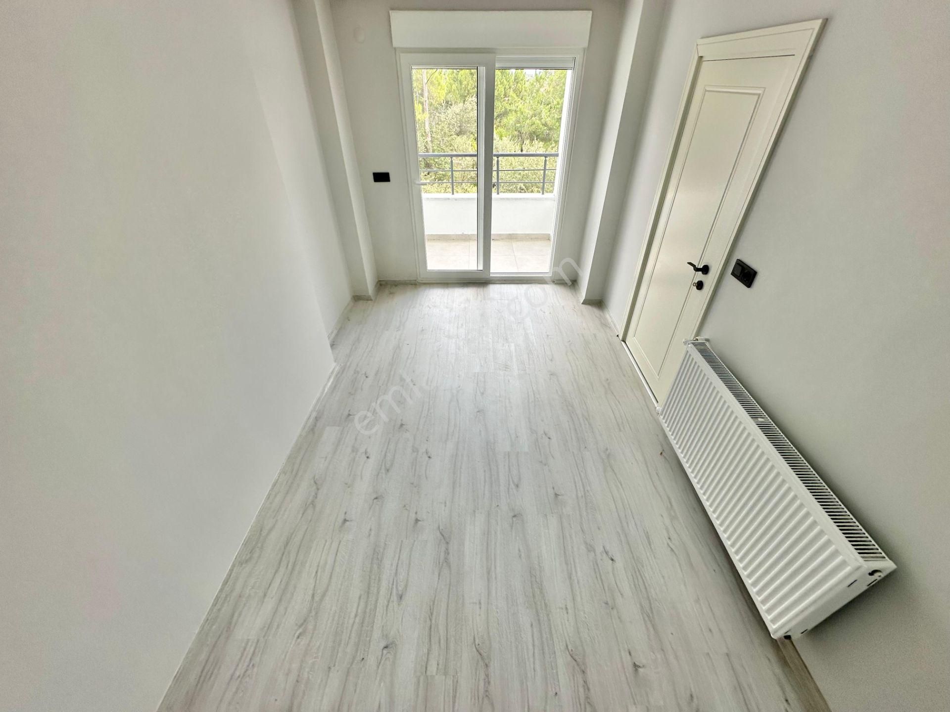 ꧁akçay Ay Emlaktan꧂gürede Kazdağlarının Eteklerinde Geniş Aileler İçin Tasarlanmış Satılık 5+1villa - Görsel 24