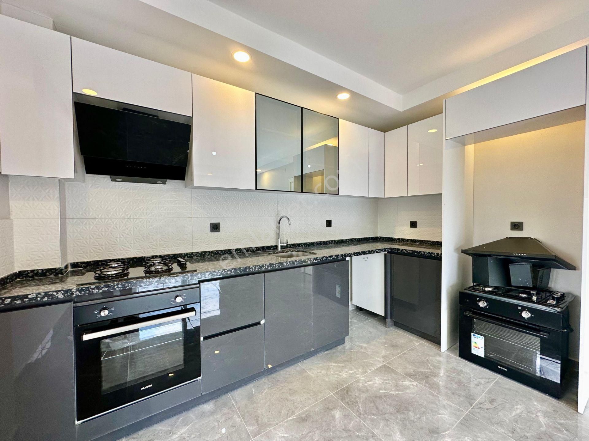 ꧁akçay Ay Emlaktan꧂gürede Kazdağlarının Eteklerinde Geniş Aileler İçin Tasarlanmış Satılık 5+1villa - Görsel 4