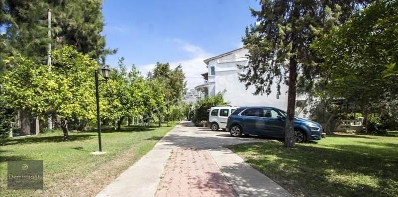 Alanya Konkalıda Denize Sıfır Site İçi Kiralık 3+1 Triplex Villa - Görsel 2
