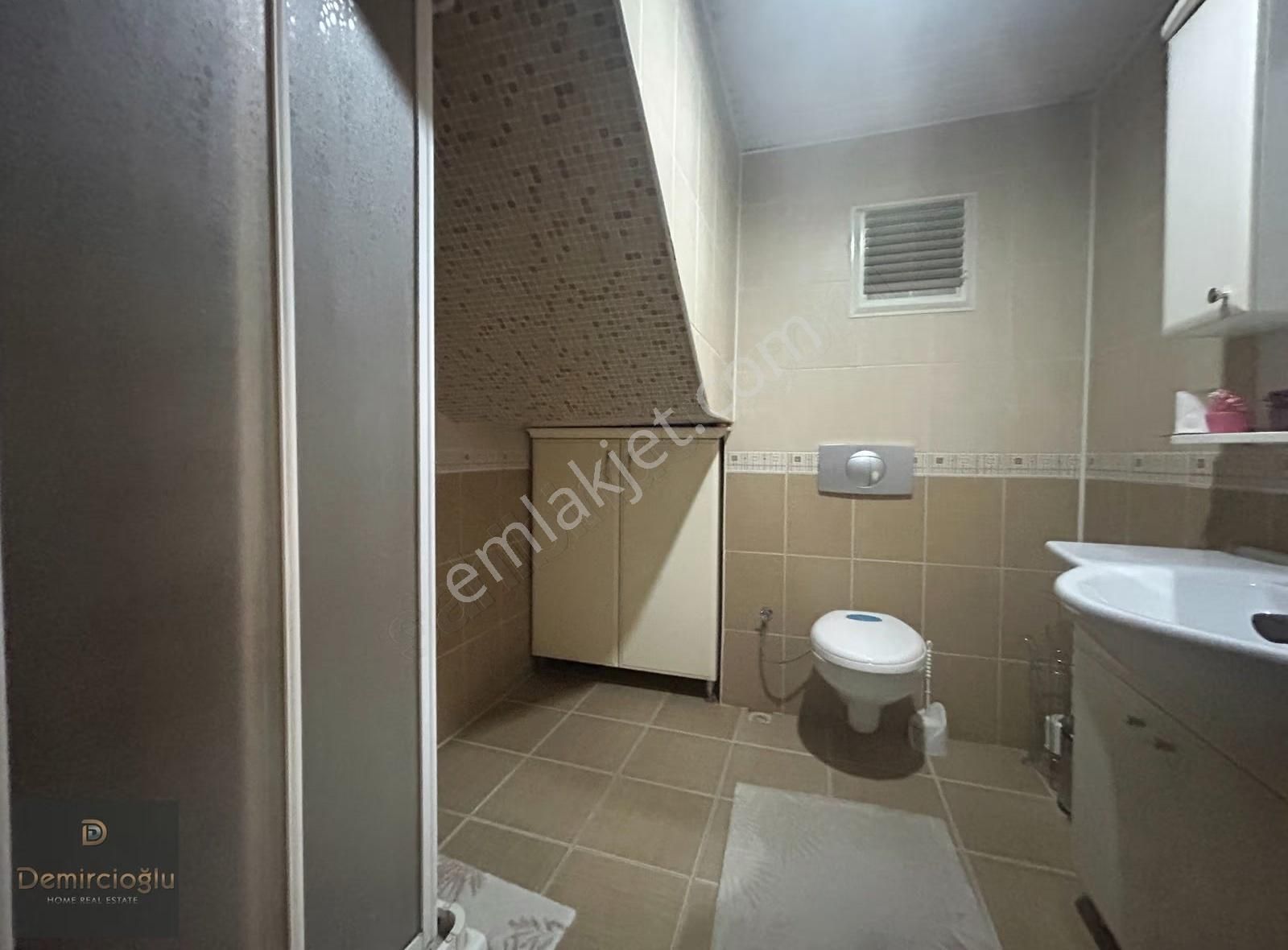 Alanya Merkez Hacet'de Kale Manzaralı 4+1 250 M2 Dubleks - Görsel 9