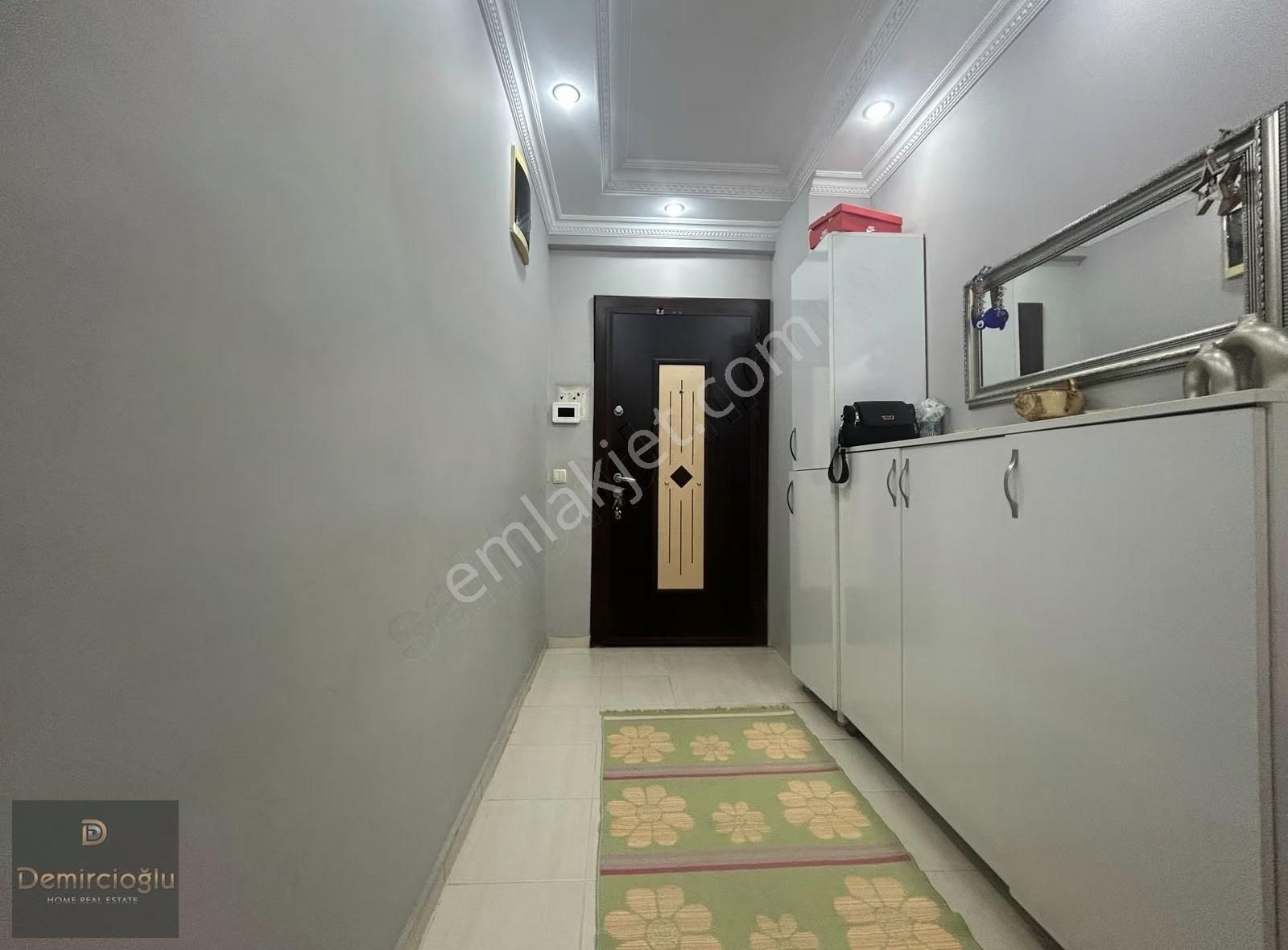 Alanya Merkez Hacet'de Kale Manzaralı 4+1 250 M2 Dubleks - Görsel 15