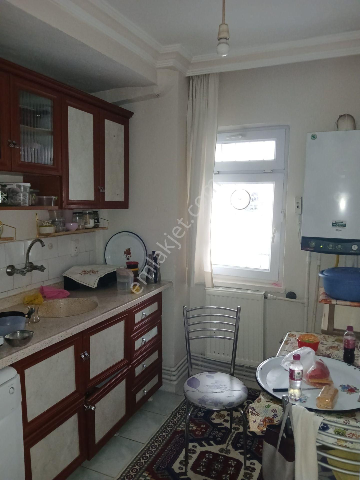 Plevne Mahallesinde 2+1 Satılık Fırsat Daire!!!