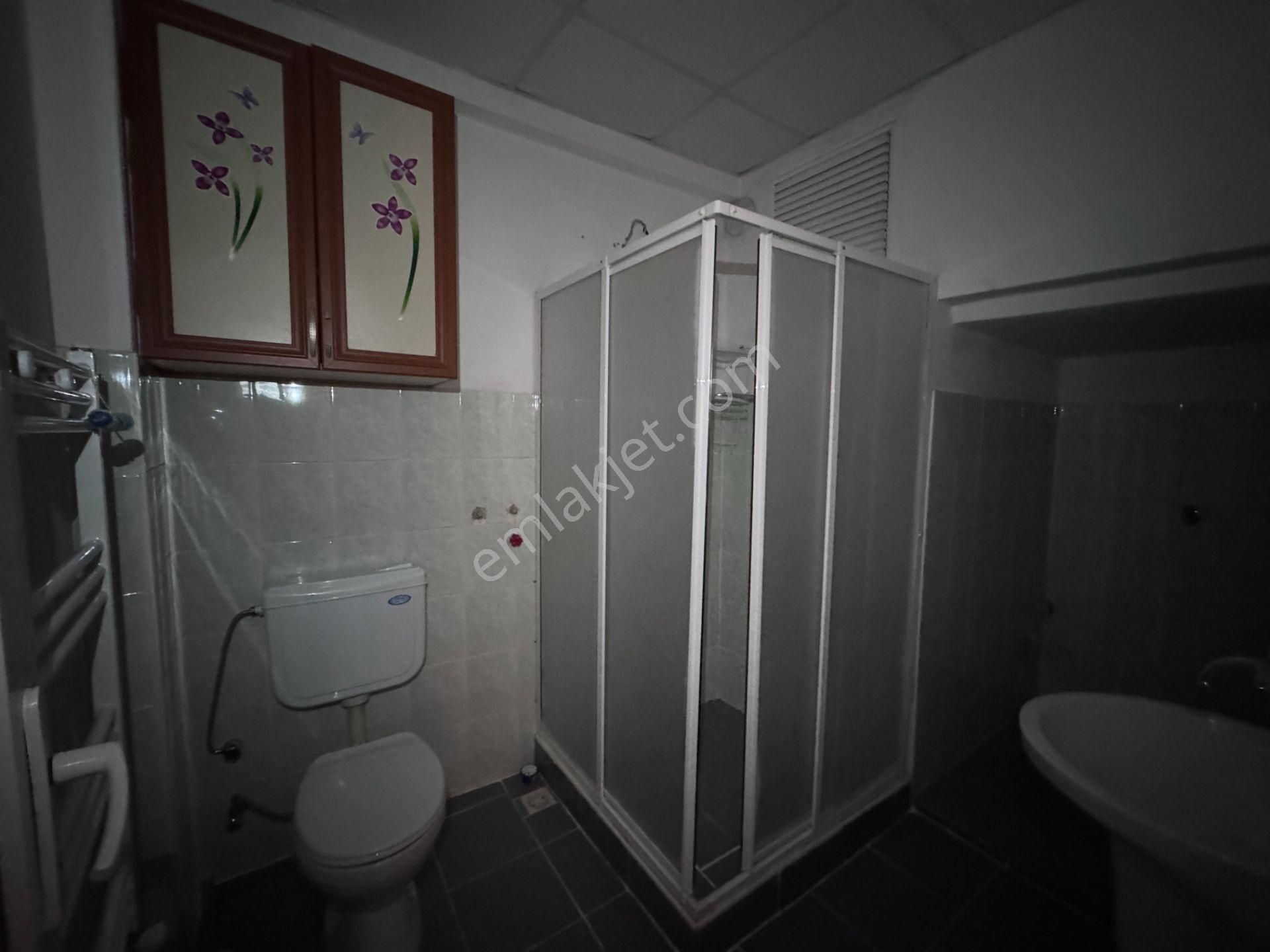 Gümüşpala Mahallesinde Doğalgazlı 2+1 Kiralık Daire - Görsel 11