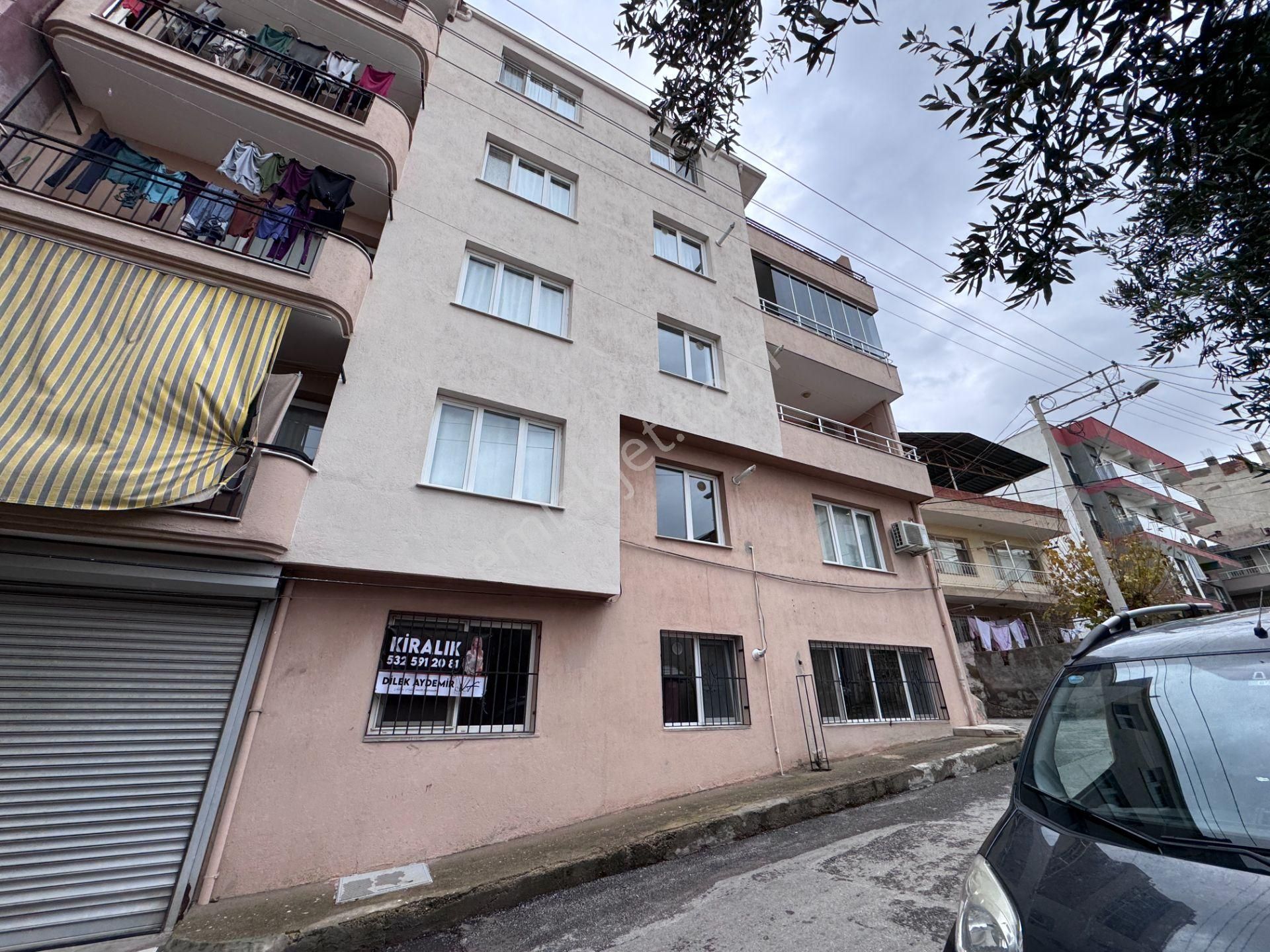 Gümüşpala Mahallesinde Doğalgazlı 2+1 Kiralık Daire - Görsel 2