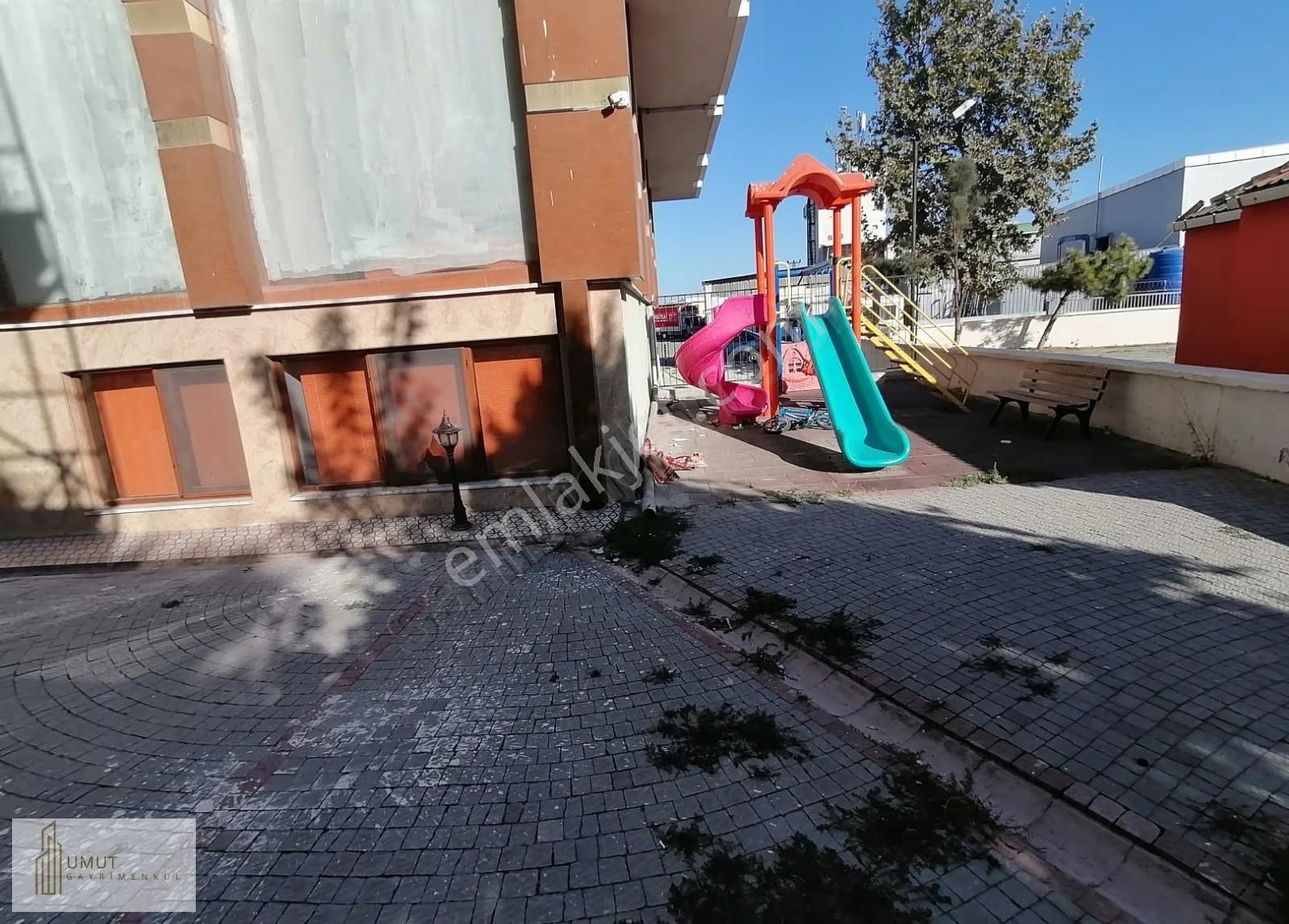 Adnan Kahveci Kolejlerde Site İçi Arakat Ferah 2+1 Daire Fırsatı - Görsel 3