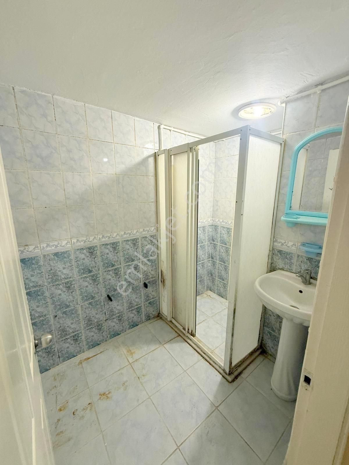 Zafer Mah 2+1 60 M2 Bahce Kat Acıl Satlık - Görsel 9