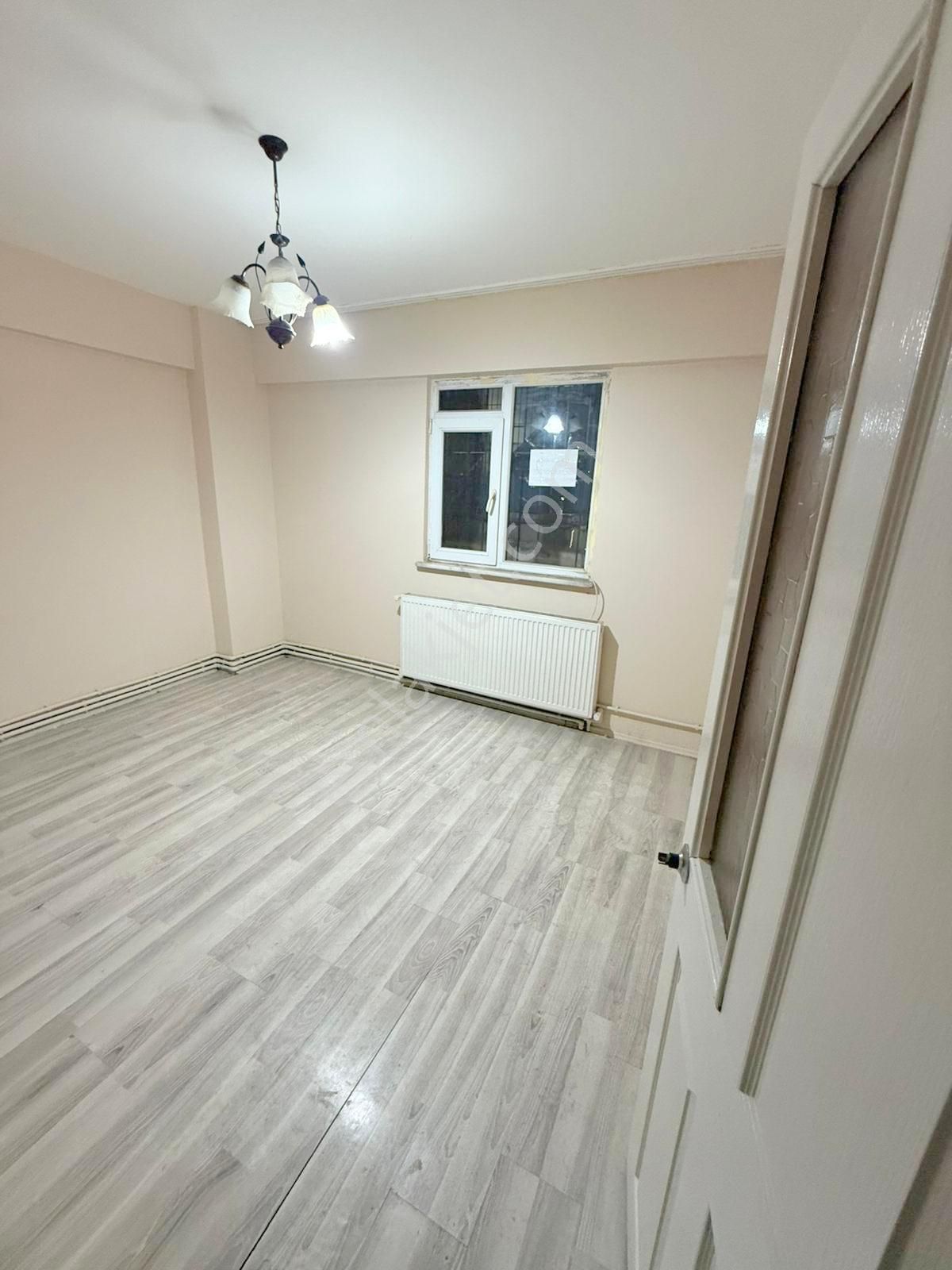 Zafer Mah 2+1 60 M2 Bahce Kat Acıl Satlık - Görsel 11