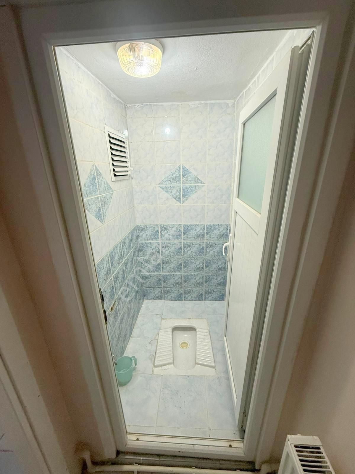 Zafer Mah 2+1 60 M2 Bahce Kat Acıl Satlık - Görsel 3