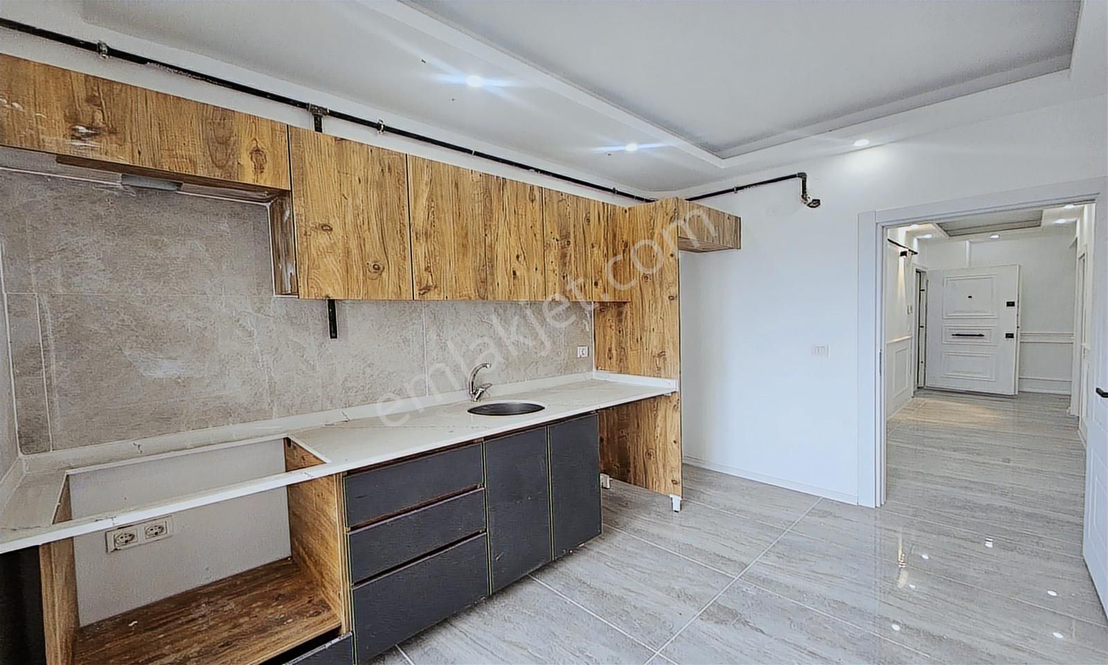 Çerkezköy İstasyon Mah. 2+1 Kat Ve Cephe Seçenekleri Var Sıfır - Görsel 9