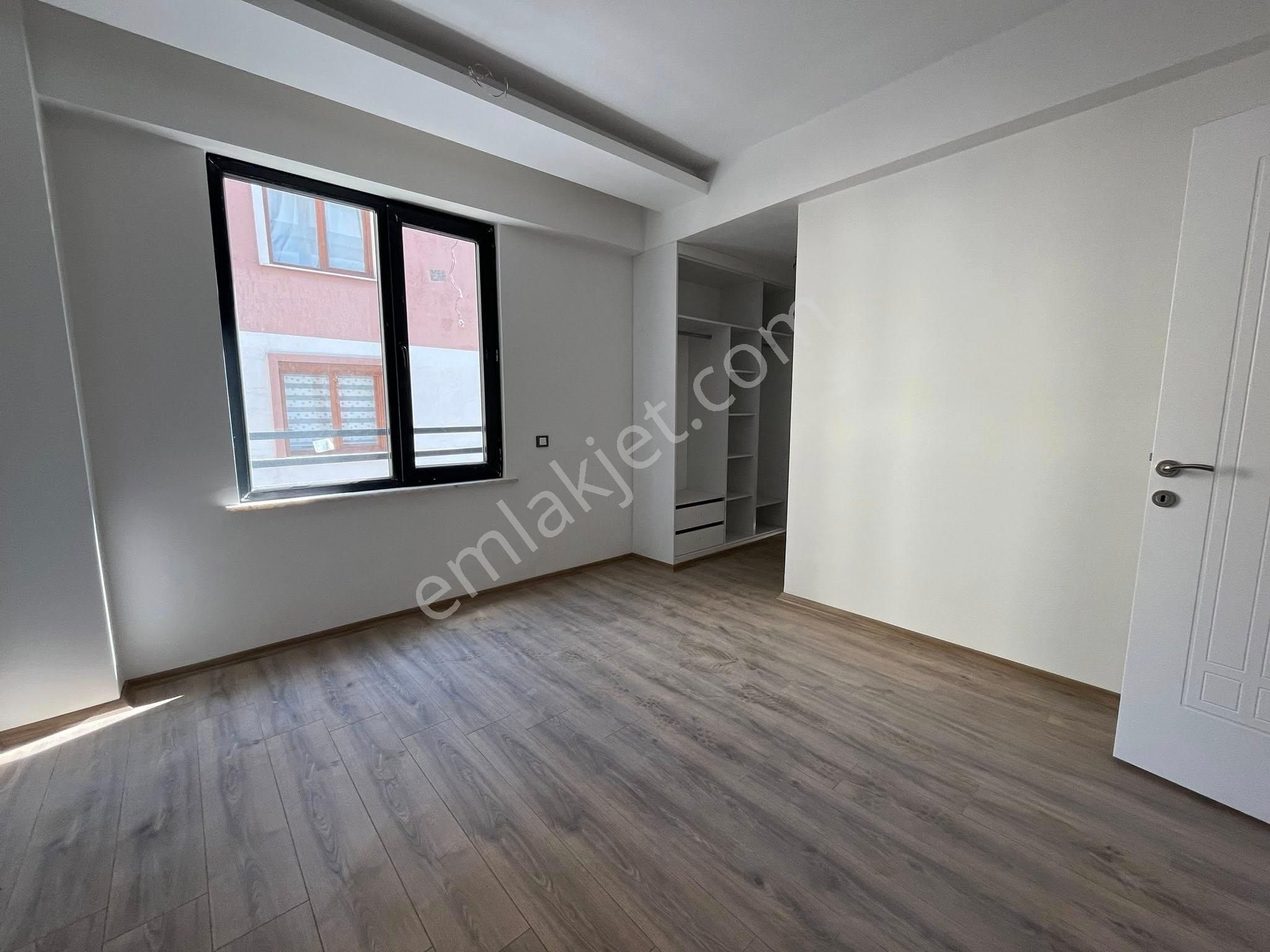 Emrah Çiftci'den Selçuklu Kılıçarslan Mah.selçuk Ecza Deposu Civarı Satılık 3+1 Sıfır Lüks Daire - Görsel 14