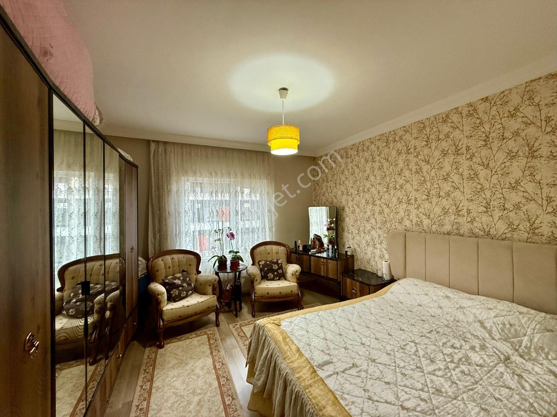 Pursaklar Mehmet Zengin Emlak'tan Sarayda Asansörlü Yapılı Yüksek Giriş 3+1 Daire - Görsel 23