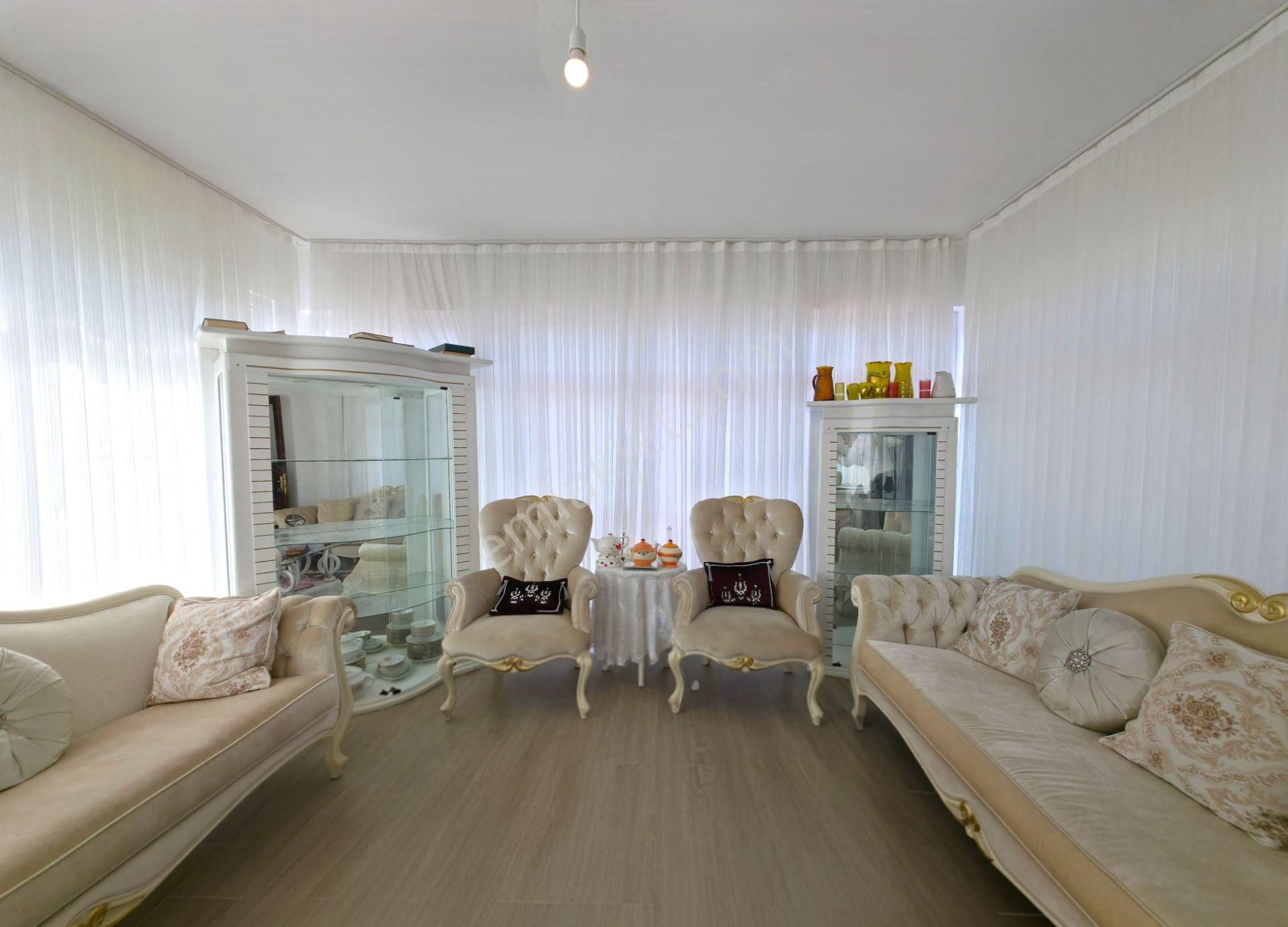 C21 Cius; Haydariye Müstakil Bahçeli Kiralık 4+1 Tripleks Villa - Görsel 22