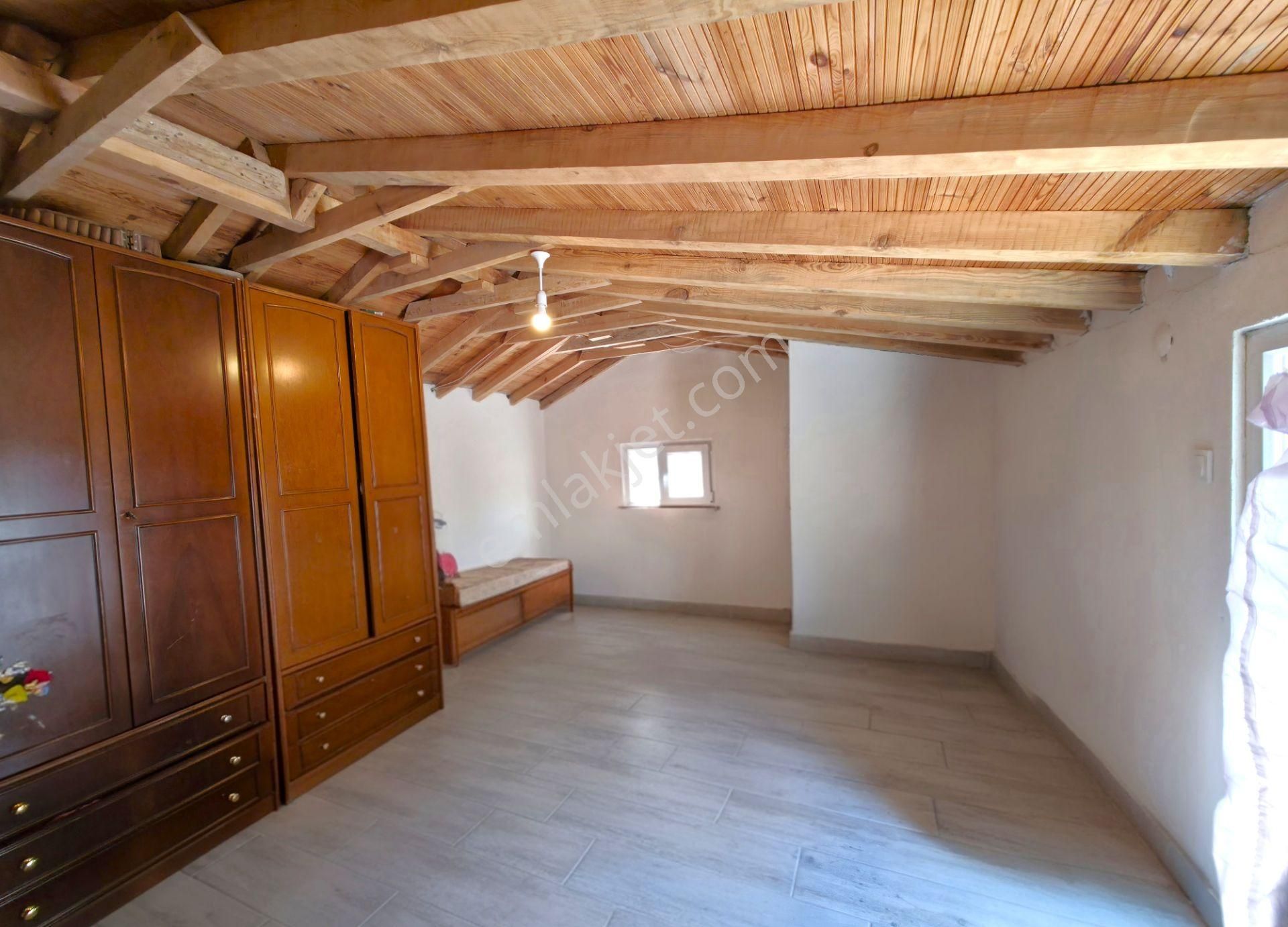 C21 Cius; Haydariye Müstakil Bahçeli Kiralık 4+1 Tripleks Villa - Görsel 33