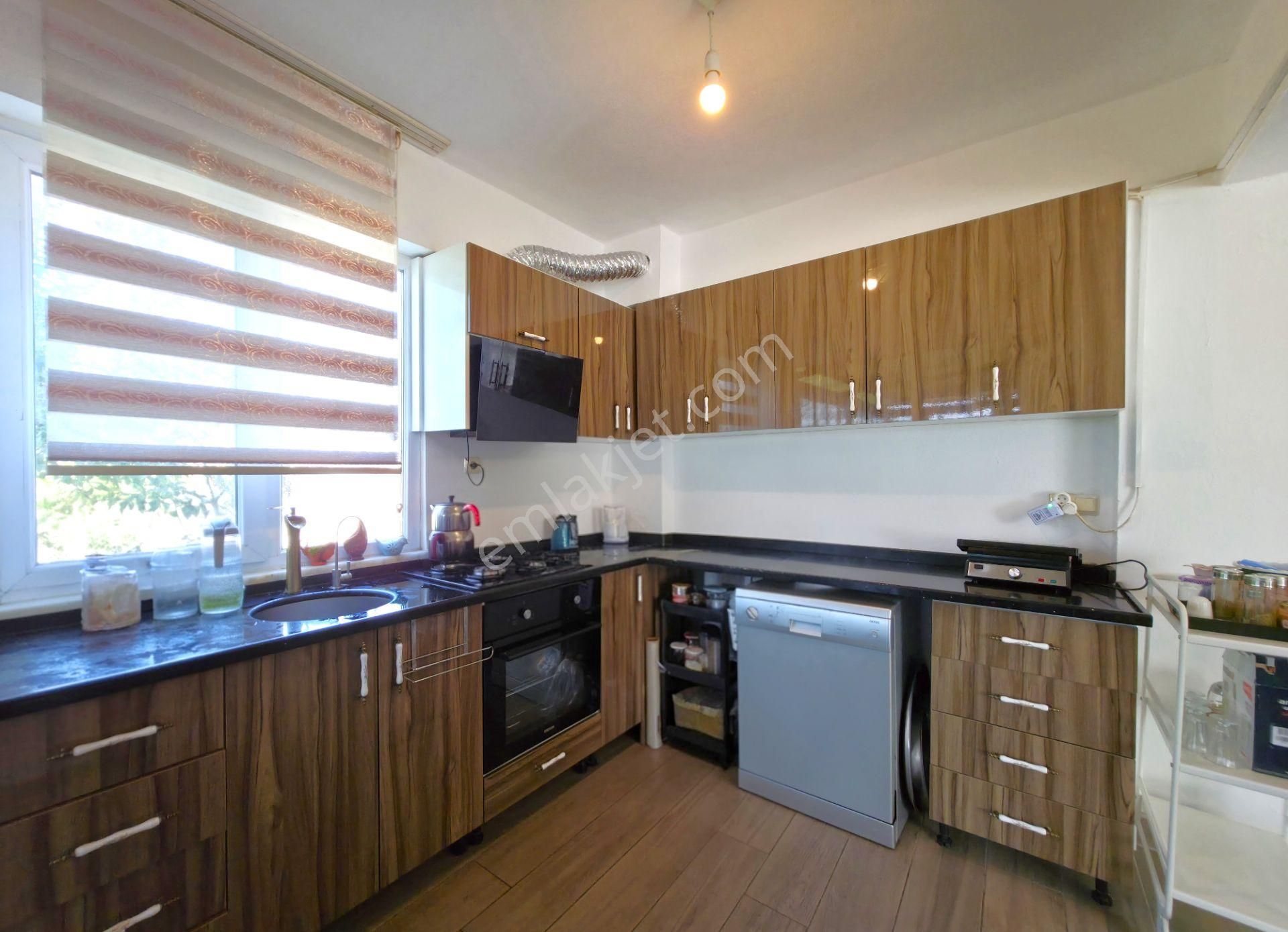C21 Cius; Haydariye Müstakil Bahçeli Kiralık 4+1 Tripleks Villa - Görsel 11