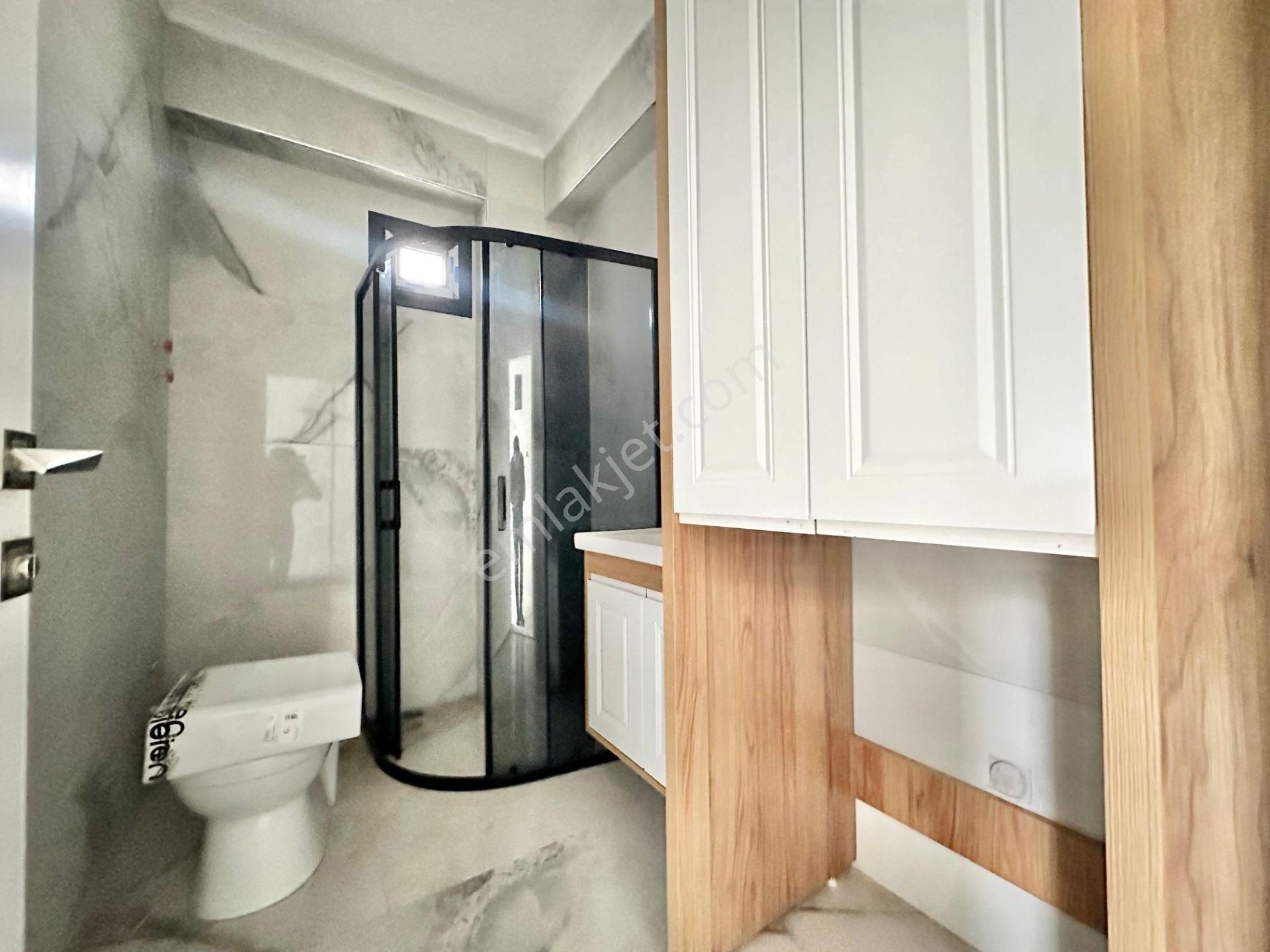 ꧁ay Emlaktan꧂küçükkuyu Mıhlı'da Lüks Butik Sitede Denize 300 M Bahçe Kullanımlı Satılık 2+1 Daire - Görsel 27