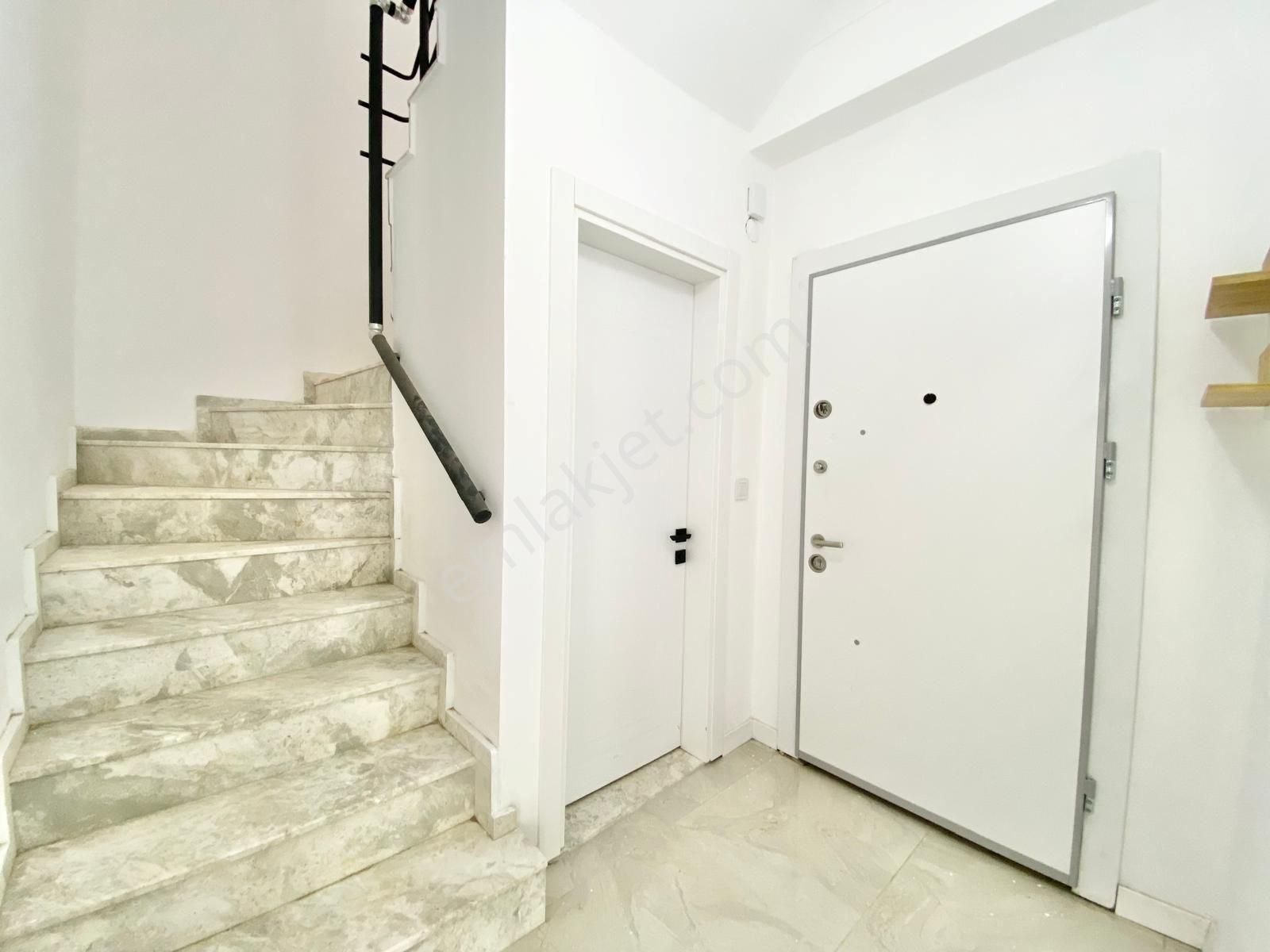 Yükselden Satılık !! Gürede Ultra Lüx Bahçeli Şahane Villa - Görsel 27