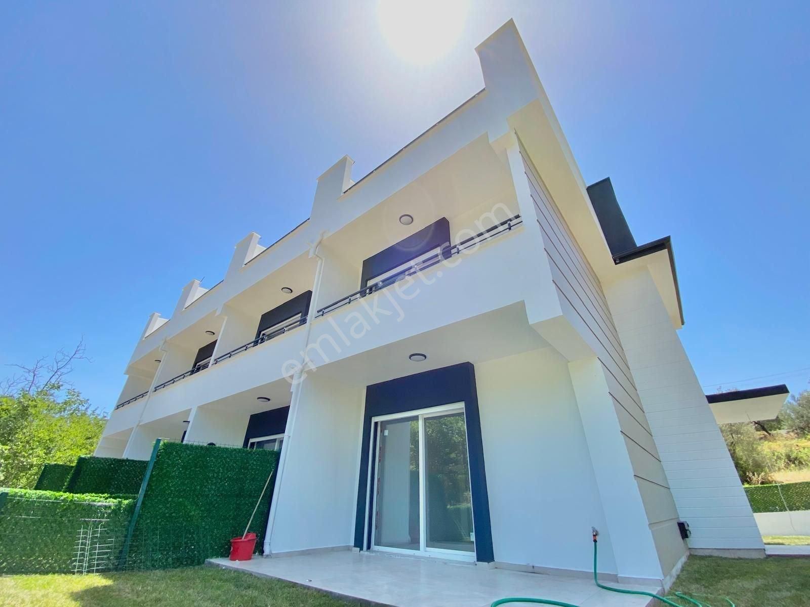 Yükselden Satılık !! Gürede Ultra Lüx Bahçeli Şahane Villa - Görsel 3