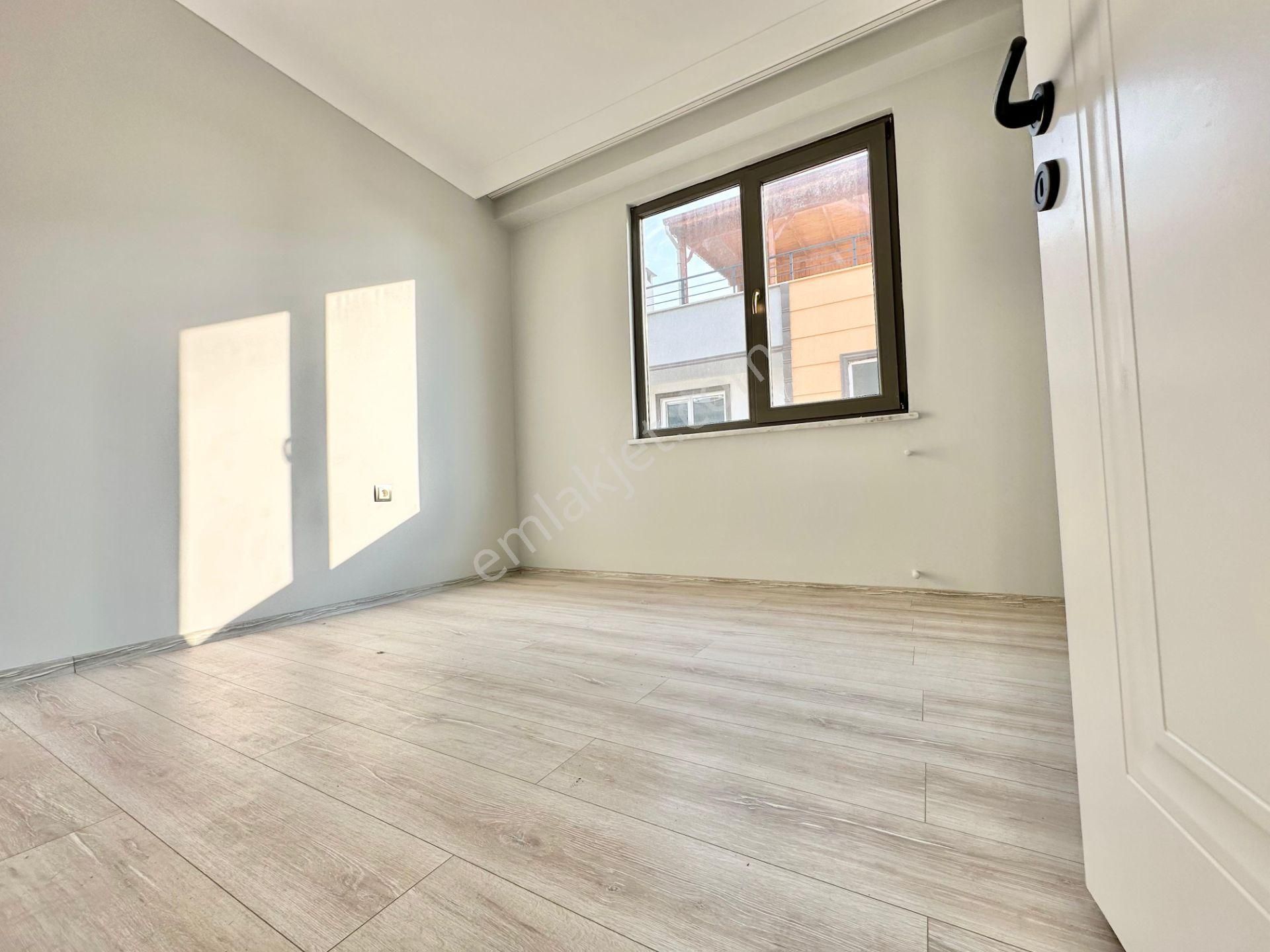 ꧁ay Emlaktan ꧂akçay'da Denize Yakın Ön Cephe Kazdağı Manzaralı Çift Teraslı 3+1 Lüx Dublex Daire - Görsel 15