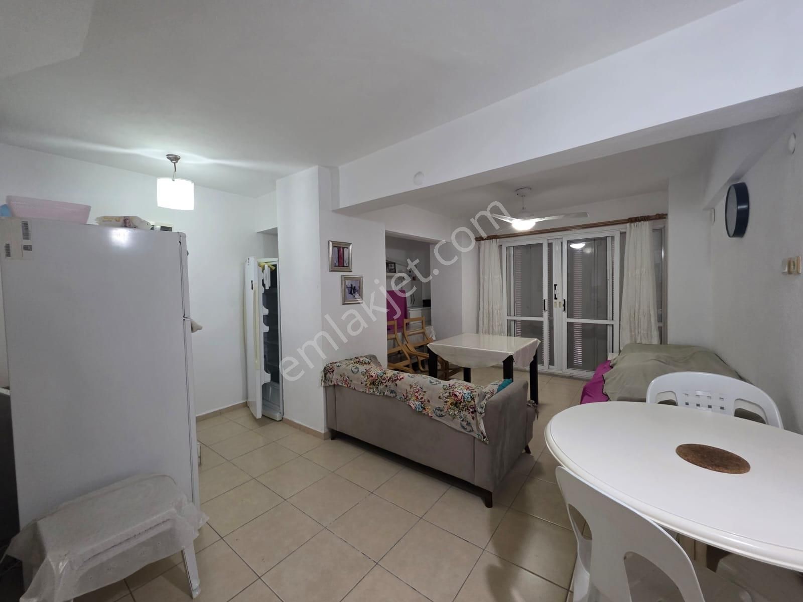 Denize Çok Yakın Müstakil Bahçeli Yazlık