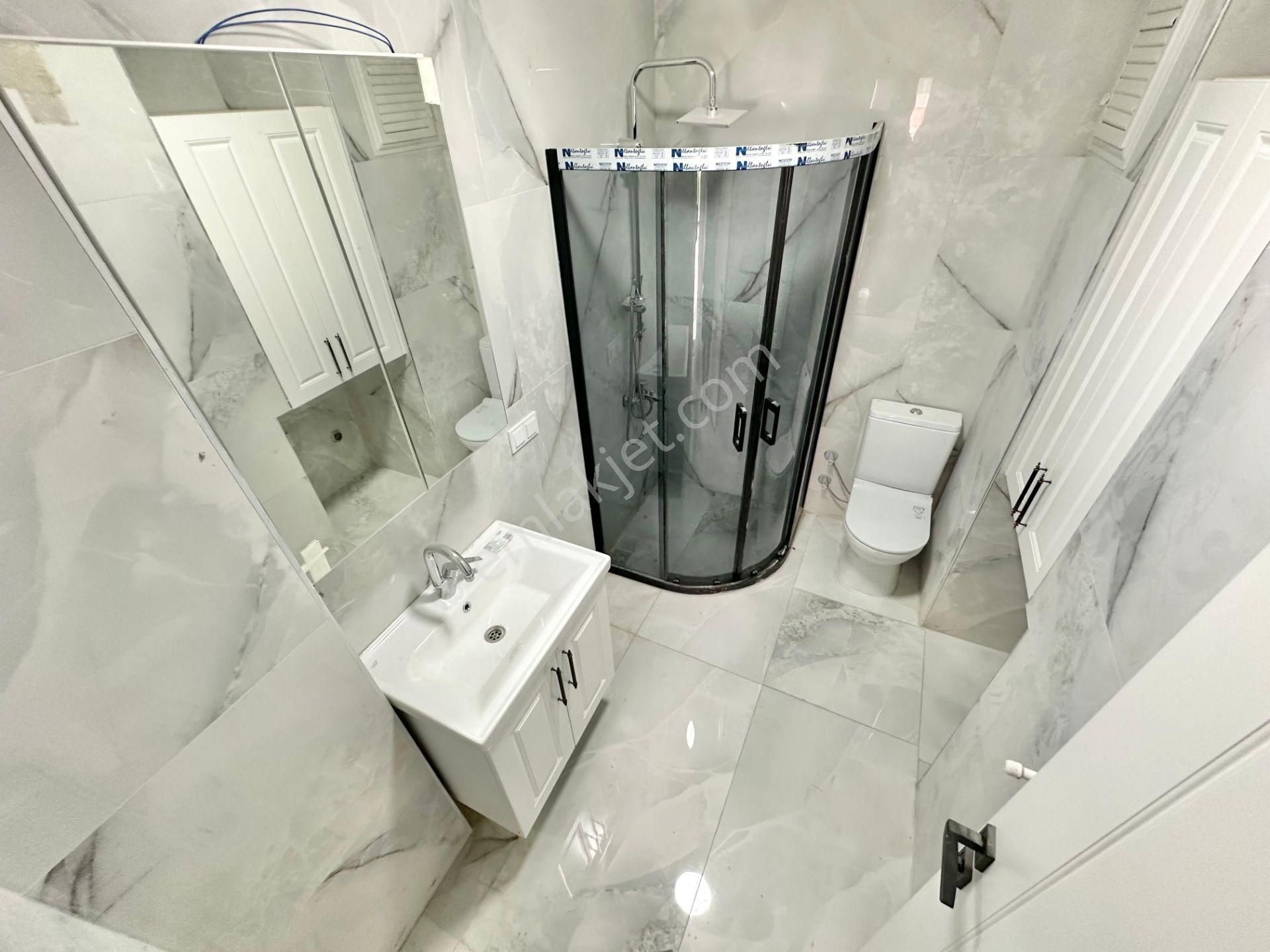 ꧁akçay Ay Emlaktan꧂küçükkuyu'da Lüks Butik Sitede Denize 250 Mt Arakat Ön Cephe Satılık 2+1 Daire - Görsel 20