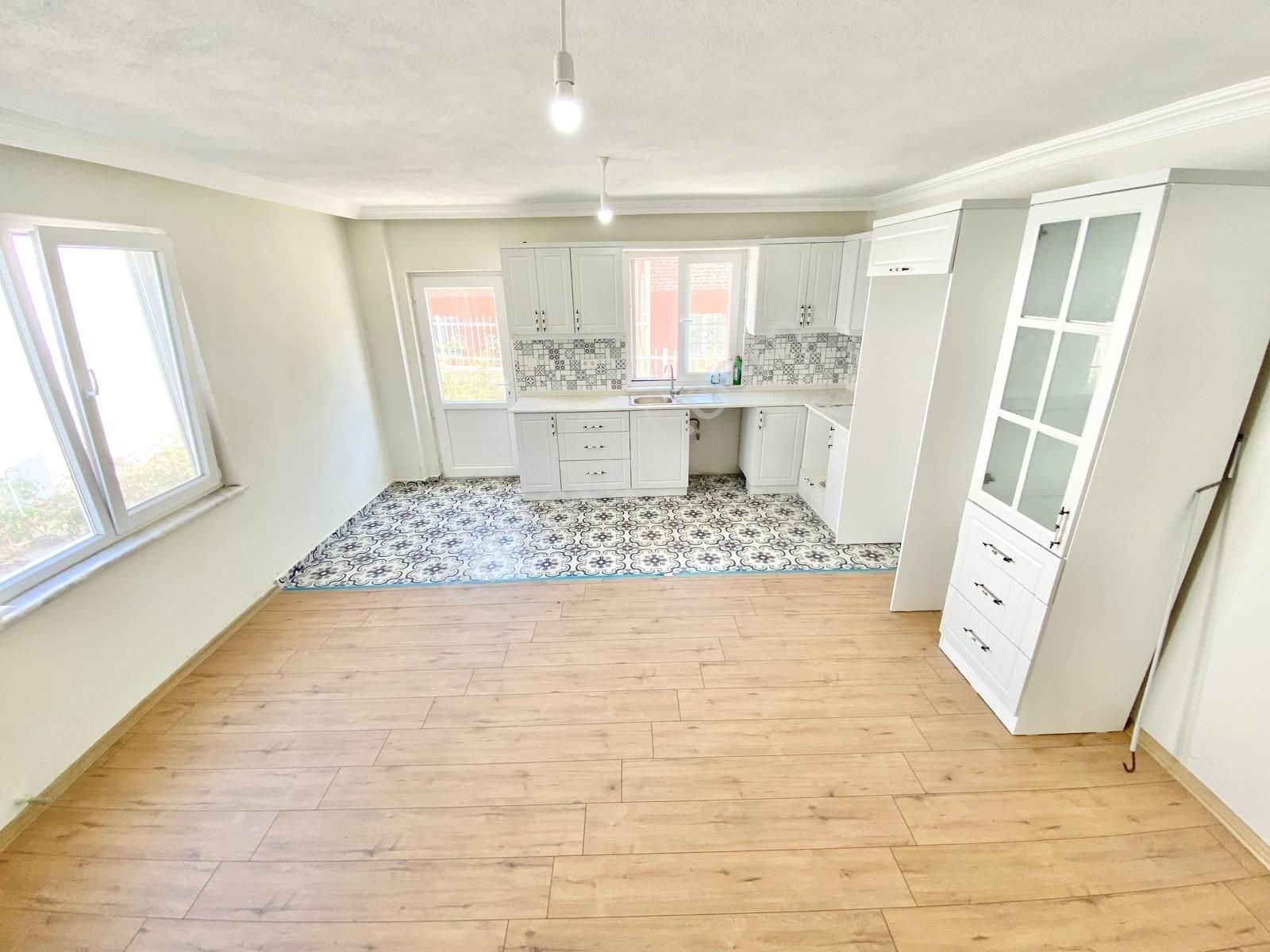 Yükselden Gürede Bölgenin Fırsat 3+1 Villası Satışta - Görsel 5