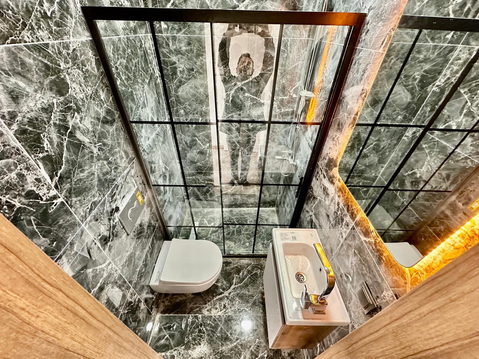 ⭐ay Emlak'tan⭐akçay'da Ön Cephe Şık Tasarımlı Arakat Ebeveynli Satılık 2+1 Ultra Lüx Daire - Görsel 23