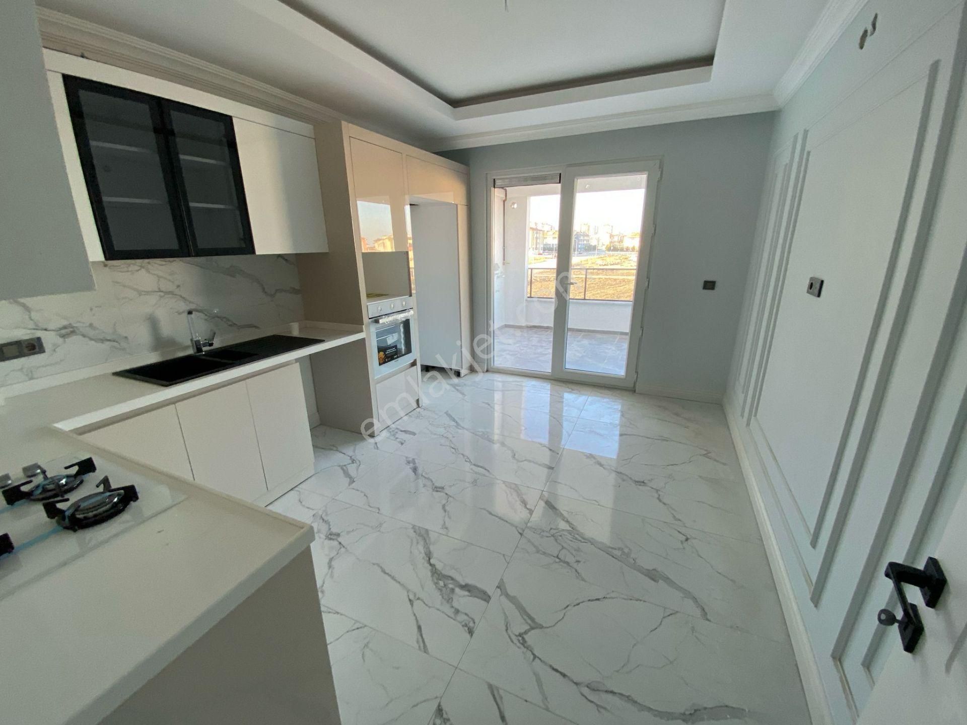 Emrah Çiftci'den Selçuklu Kosova Mah.veysel Karani Cad. Yanı Satılık 3+1 Sıfır Lüks Daireler - Görsel 8