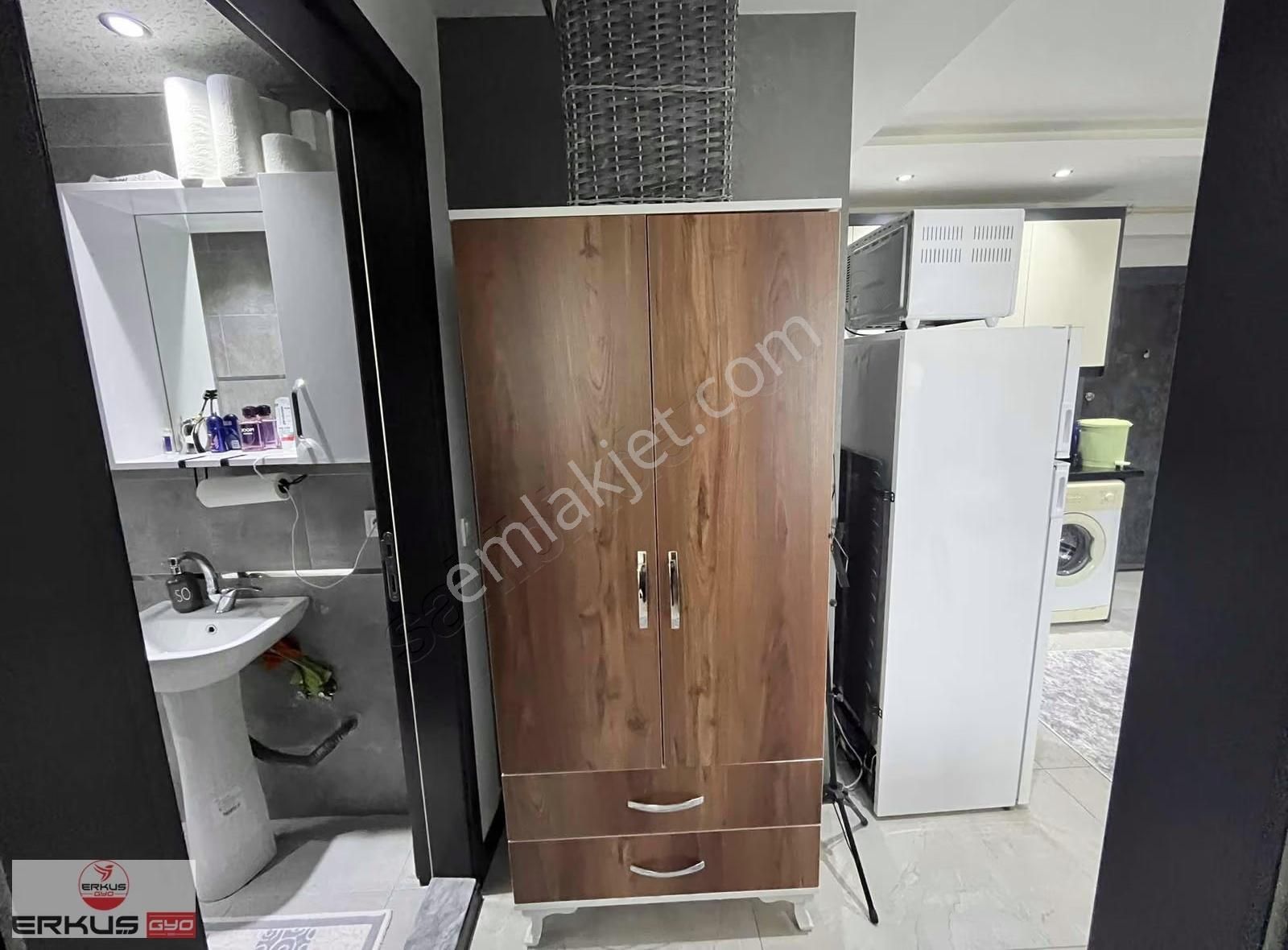Erkuş Gyo Dan Bahçelievler De Satılık Eşyalı Lüx 1+1 Apart - Görsel 10