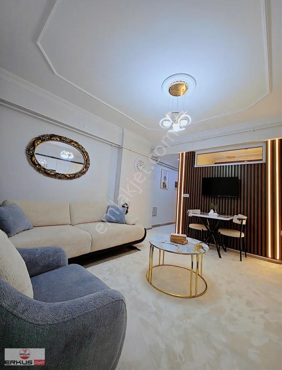 Atalar Lise Cadde Yakını Balkonlu Sıfır Eşyalı Satılık Apart - Görsel 5