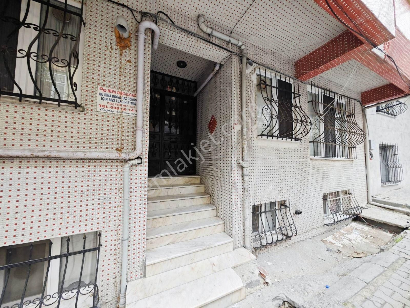 Yıldız Dan Çakmak Durağında Kredili Geniş 2+1 Y-giriş Daire