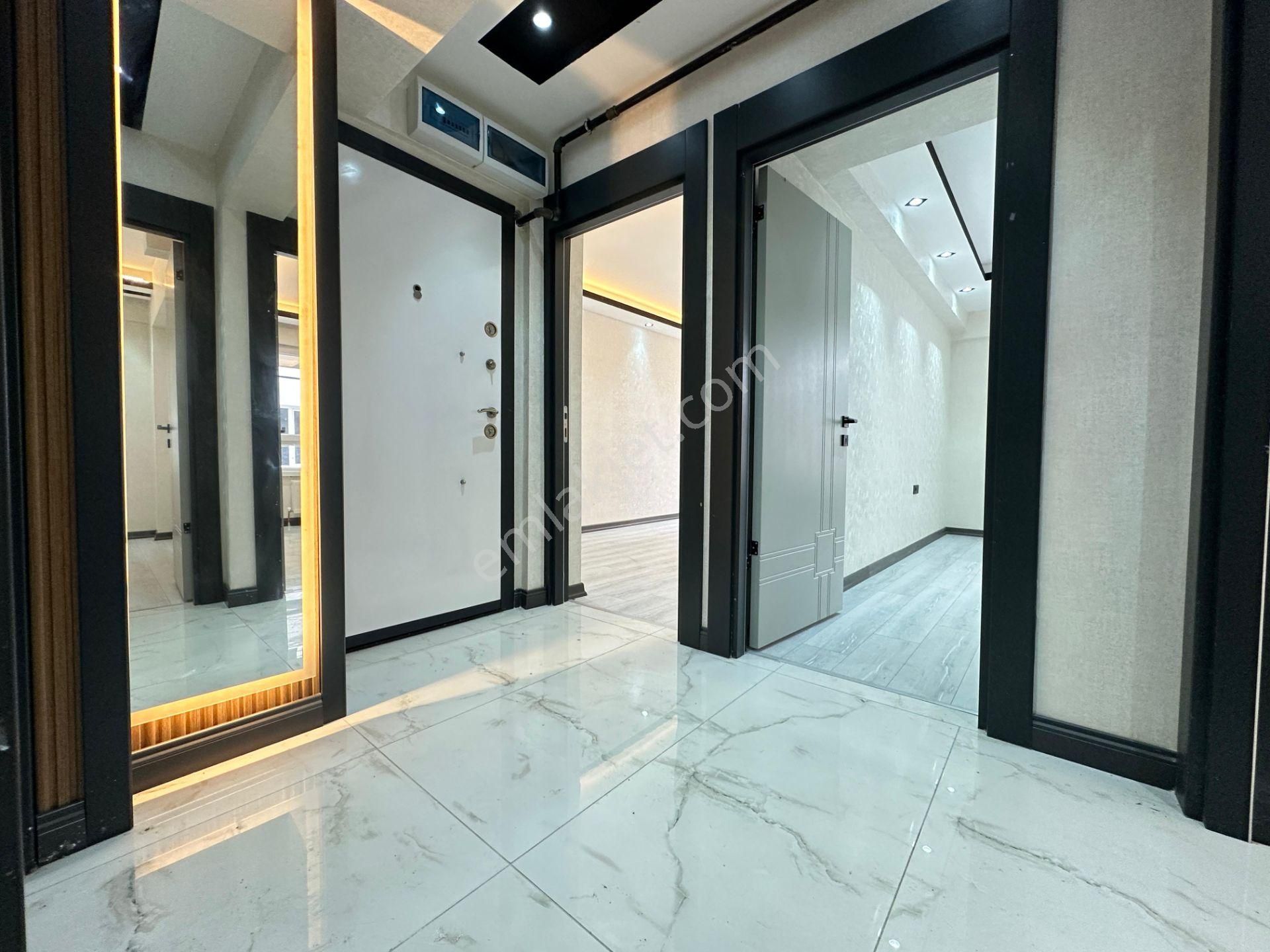 Özçelikler'den Ana Cadde Üzeri Sıfır Full Yapılı 2+1 Daire - Görsel 10