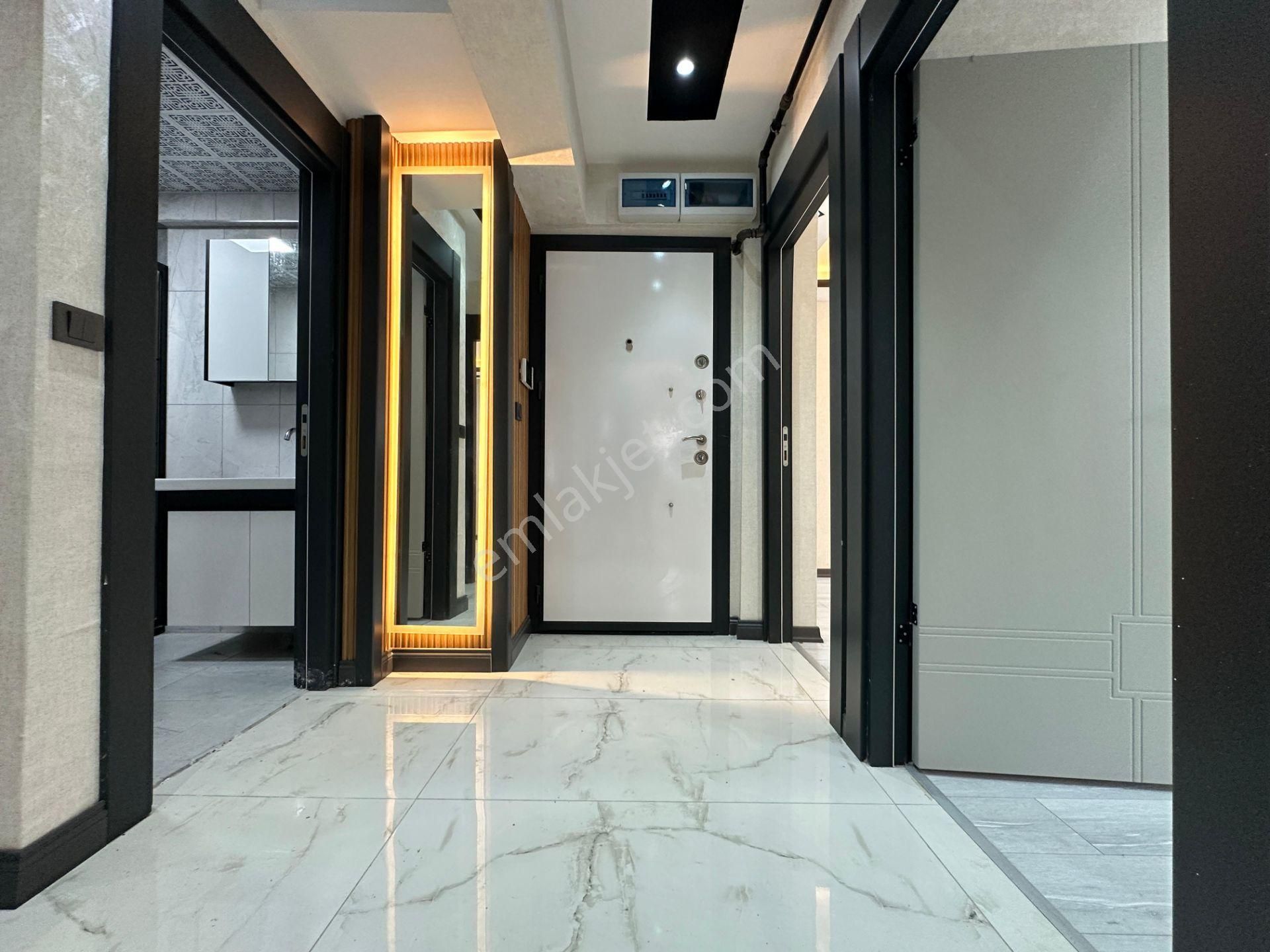 Özçelikler'den Ana Cadde Üzeri Sıfır Full Yapılı 2+1 Daire - Görsel 24