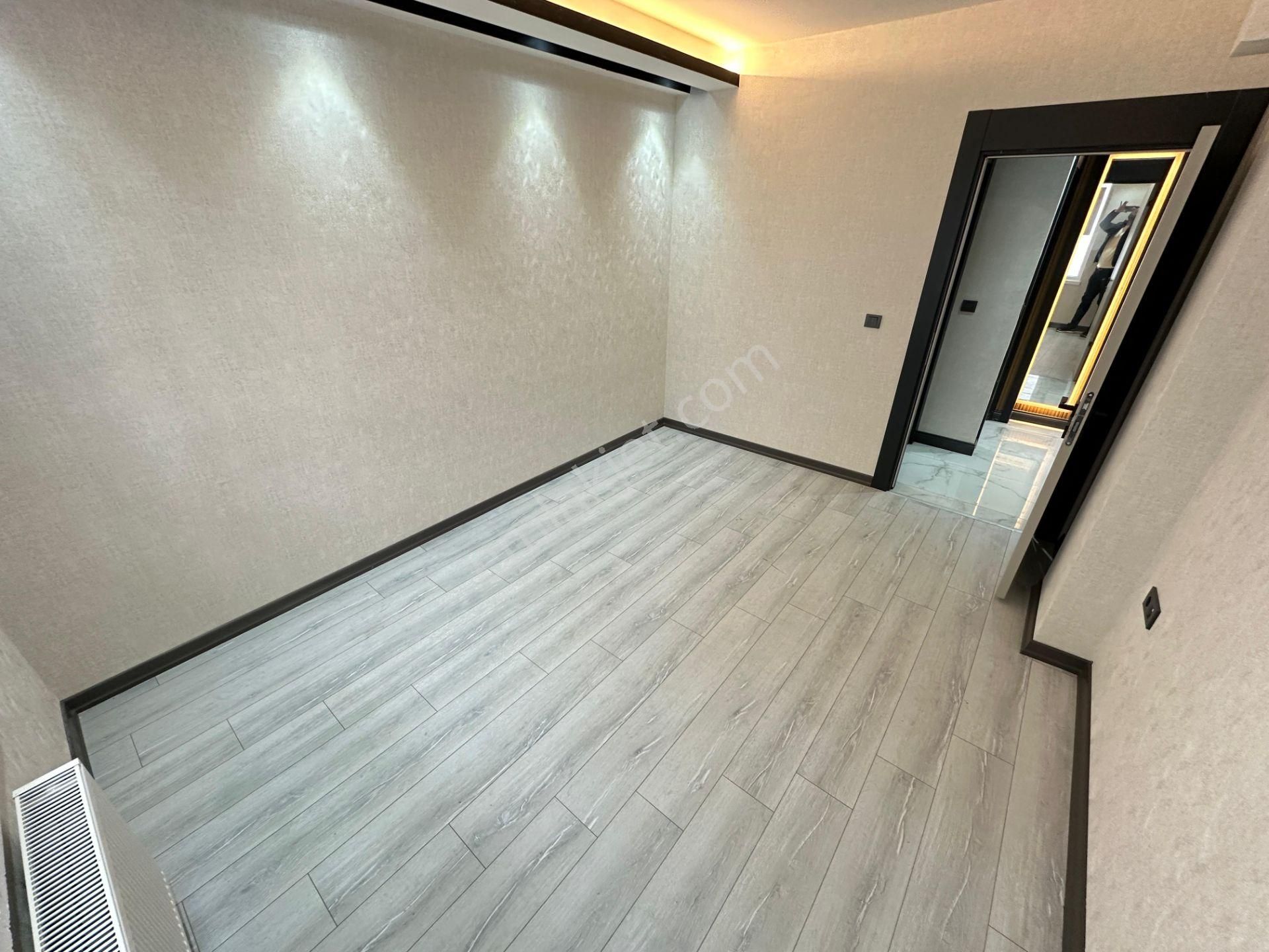 Özçelikler'den Ana Cadde Üzeri Sıfır Full Yapılı 2+1 Daire - Görsel 21