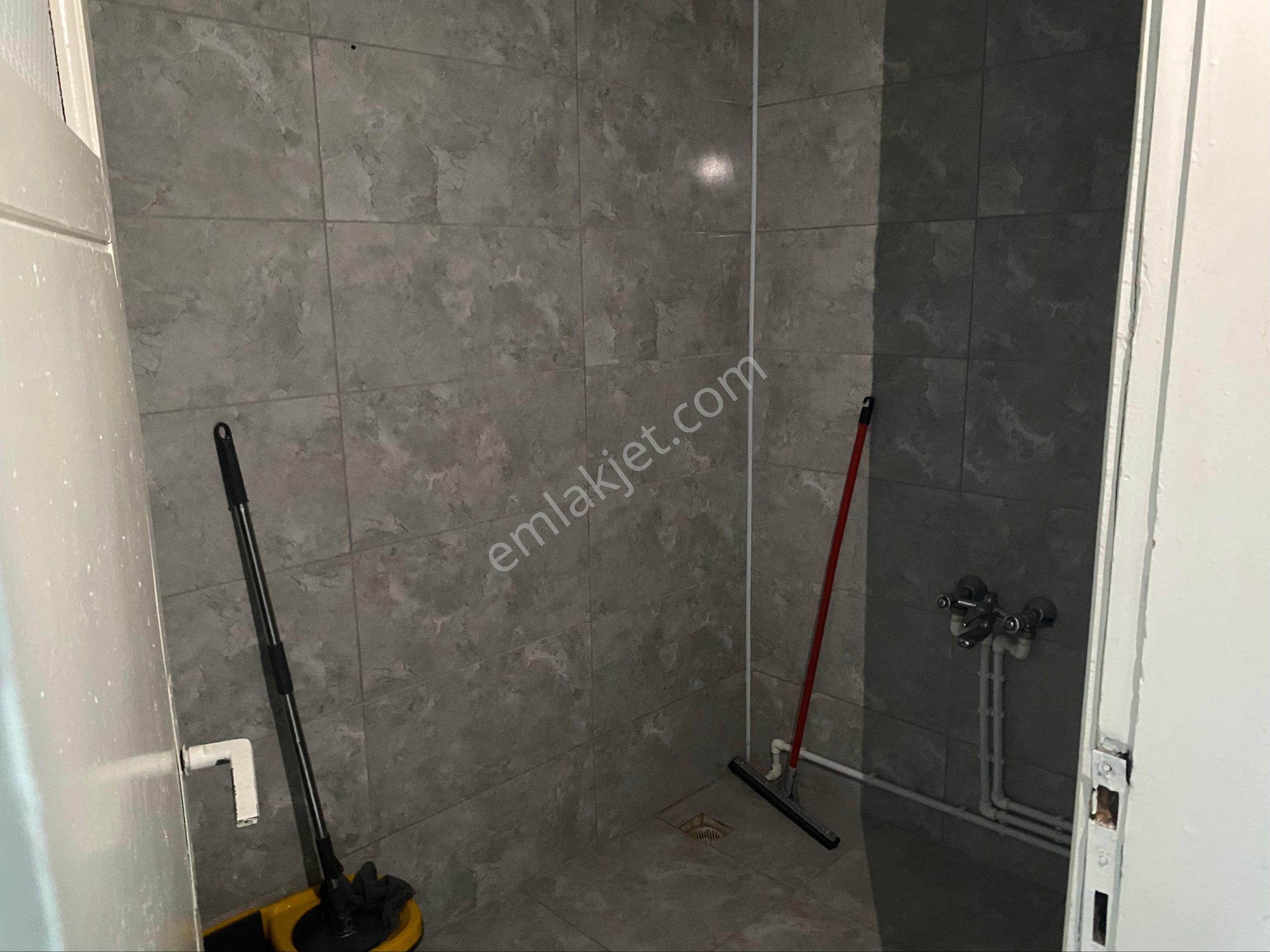 Dinamikten Gazi Mahallesinde Satlık Müstakil Ev - Görsel 9