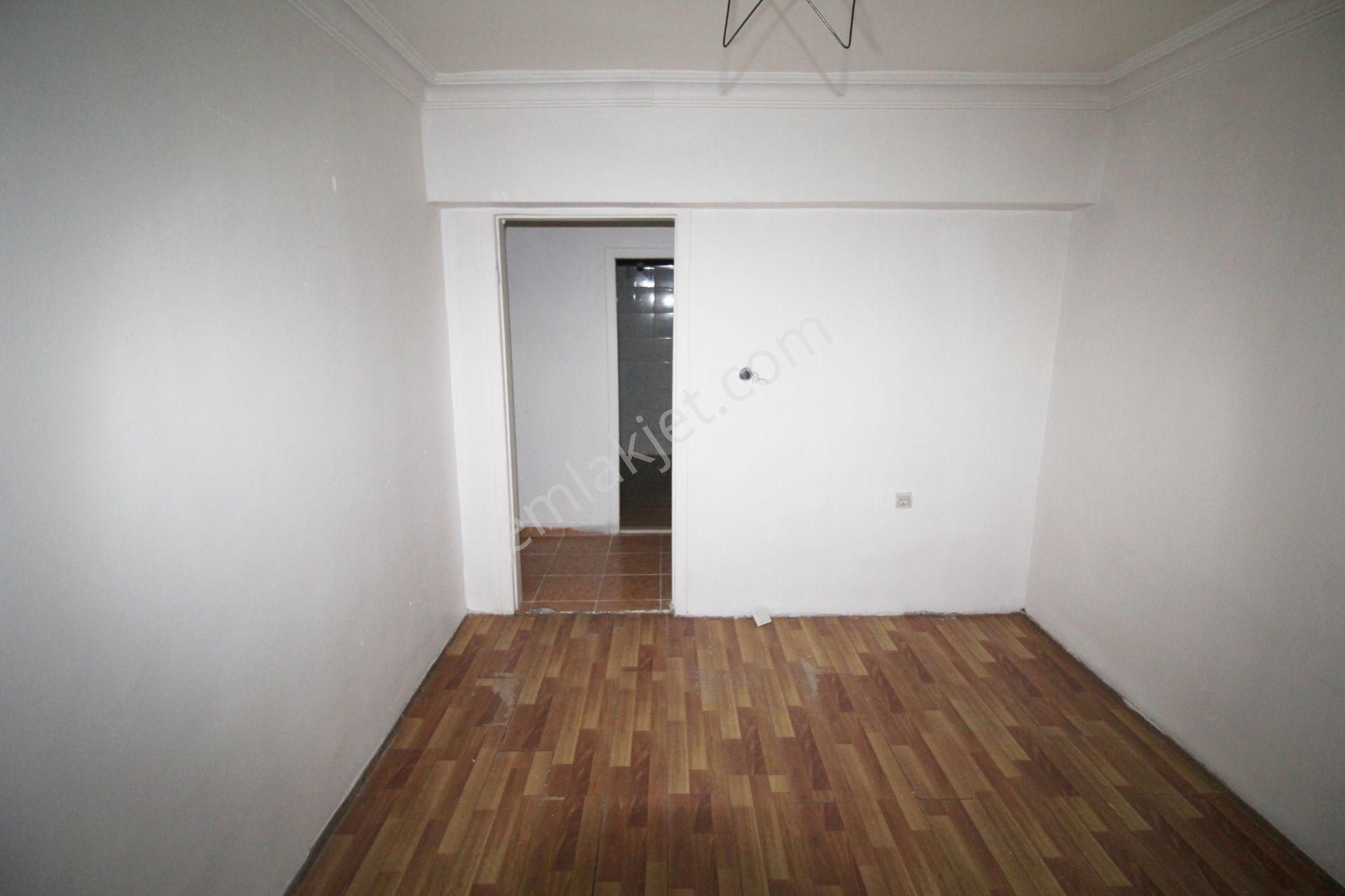 Krc'den Dereboyu Caddesine 5 Dk Mesafede 3+1 Kiralık Daire - Görsel 12