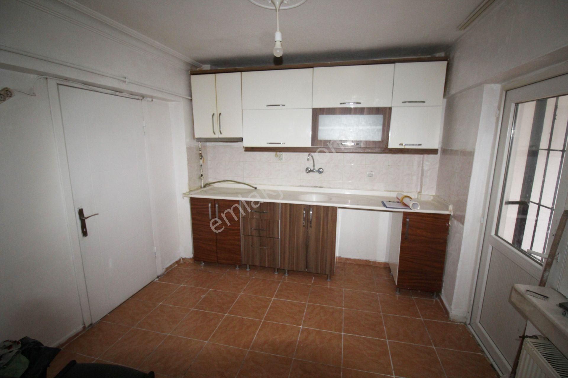 Krc'den Dereboyu Caddesine 5 Dk Mesafede 3+1 Kiralık Daire - Görsel 4