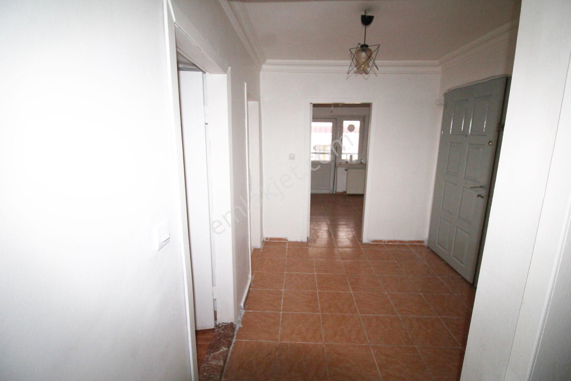 Krc'den Dereboyu Caddesine 5 Dk Mesafede 3+1 Kiralık Daire - Görsel 15