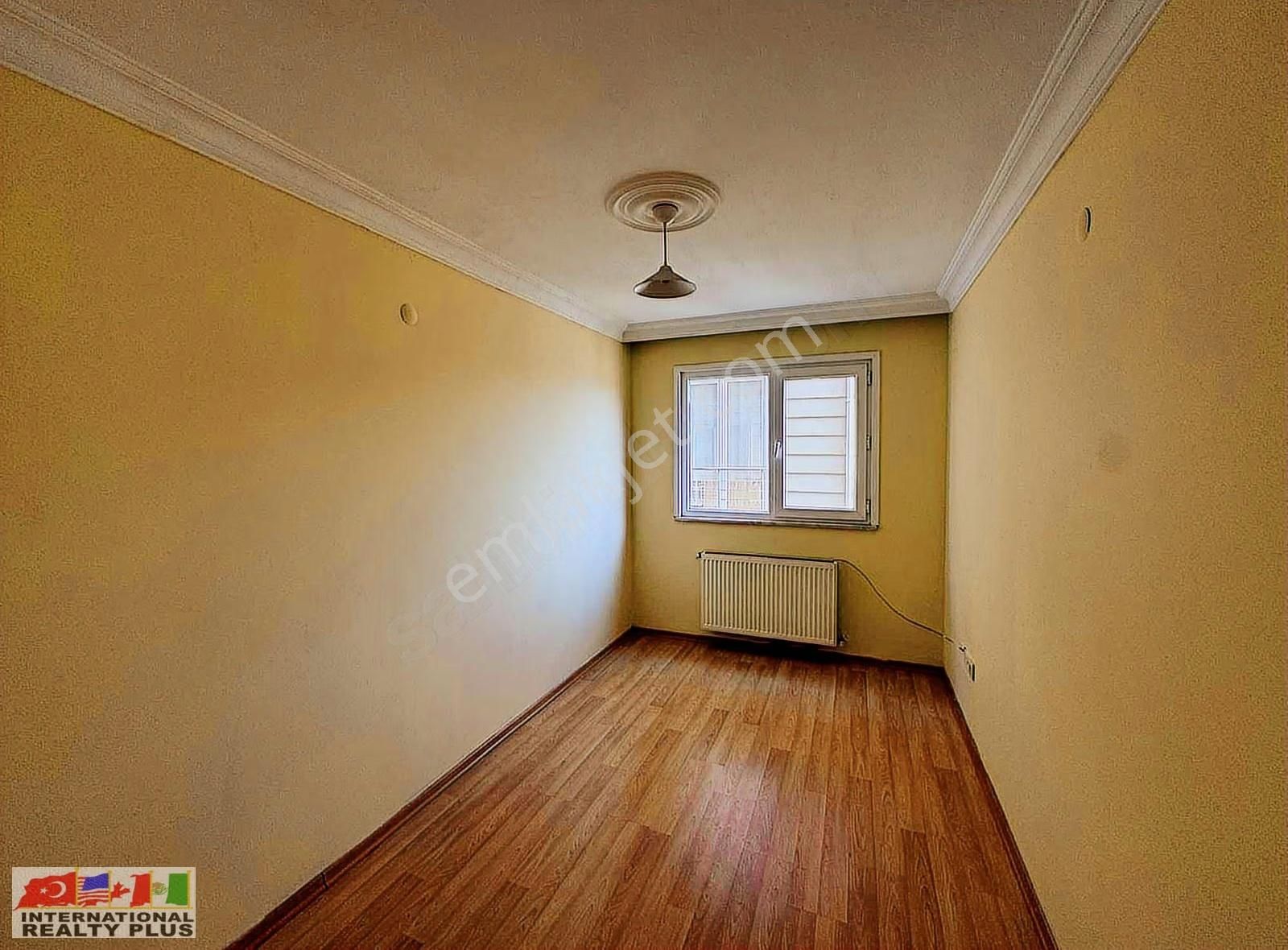 Yayalar Kaptan Apartmanında Geniş 3+1 Kiralık - Görsel 3