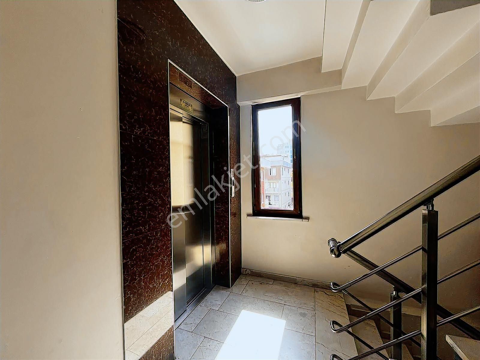 Marmaraya Ve D-100 (e-5) Yakın, Asansörlü Ve İskanlı - Görsel 16