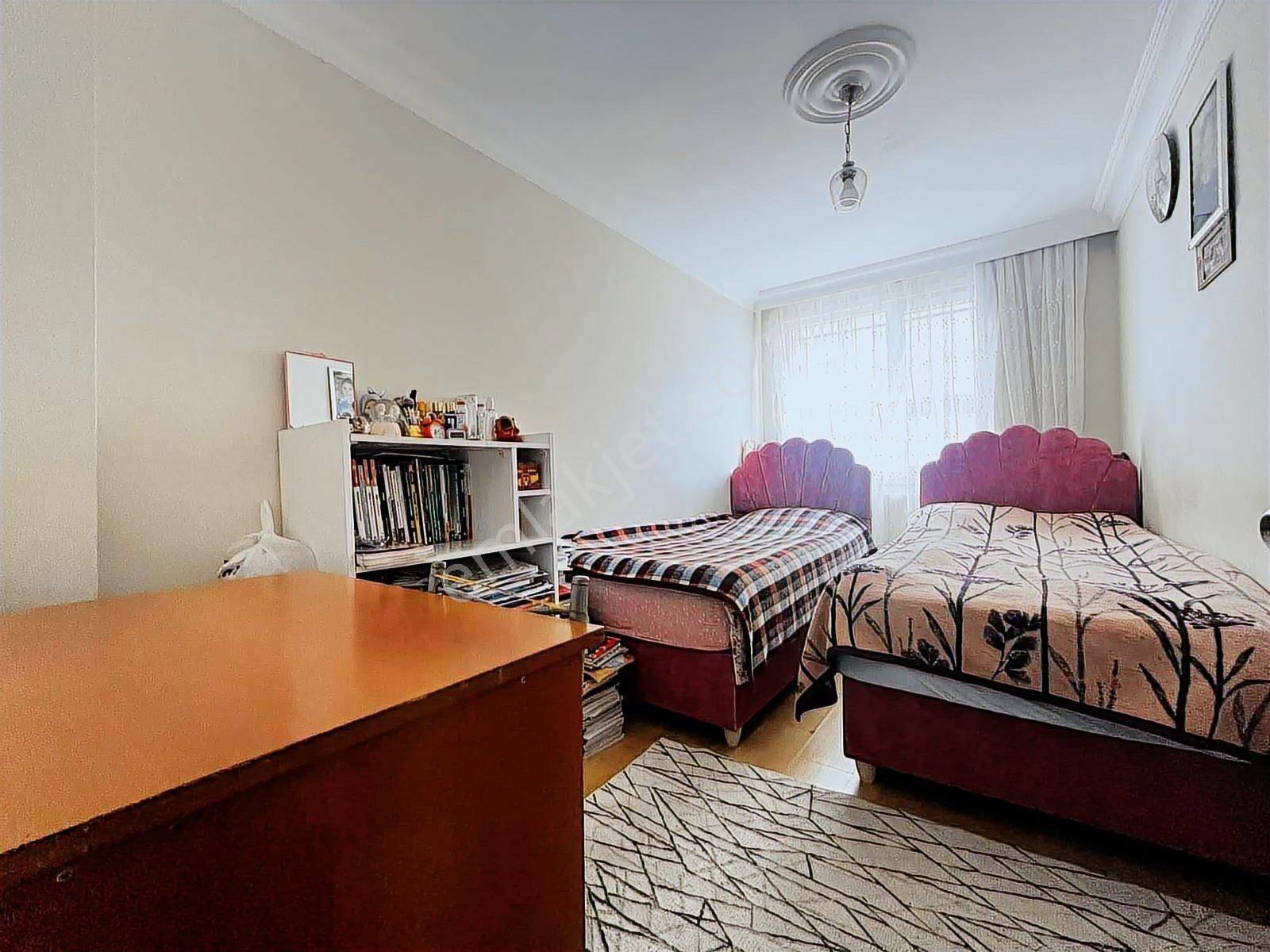 Sokullu Cad Dibinde Toprakla Teması Olmayan 2+1 Bahçe Katı - Görsel 14