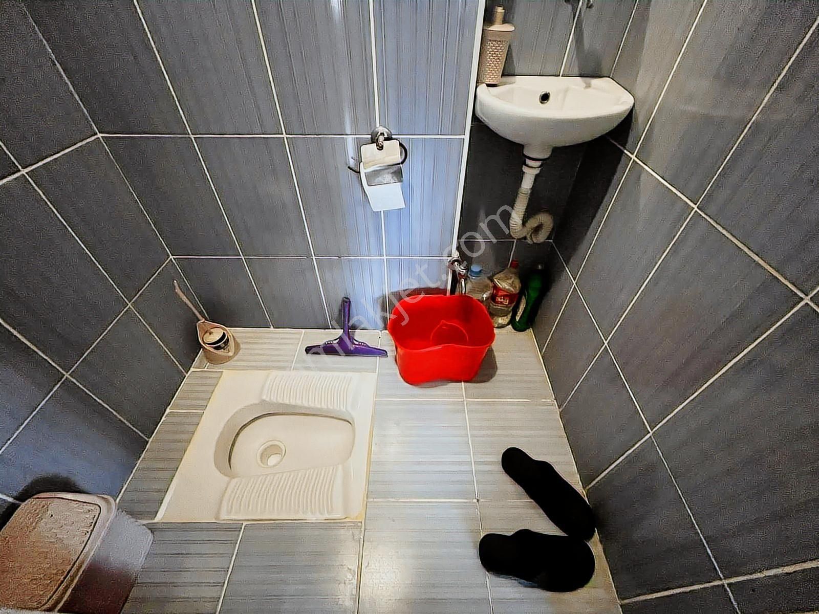 Sokullu Cad Dibinde Toprakla Teması Olmayan 2+1 Bahçe Katı