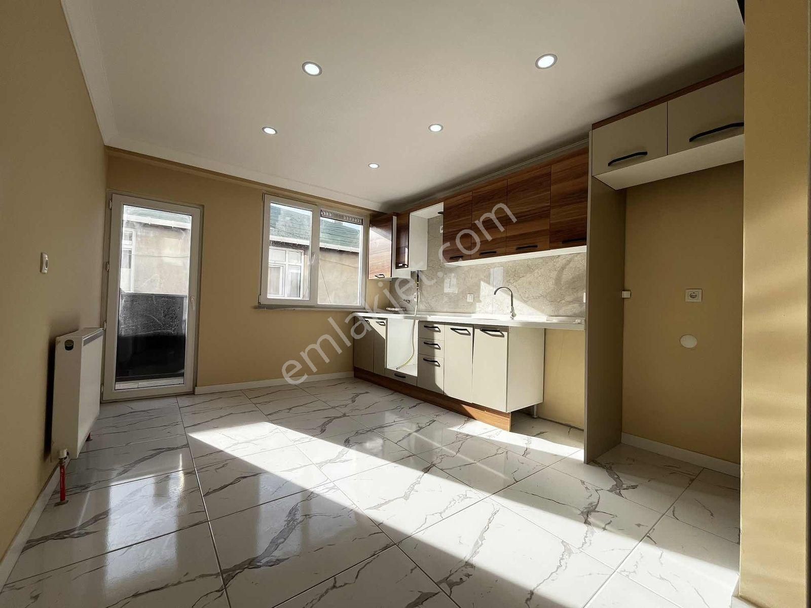 Nenehatun Sıfır Satılık 4+1 220 M² Lüks Çatı Dubleksi - Görsel 11