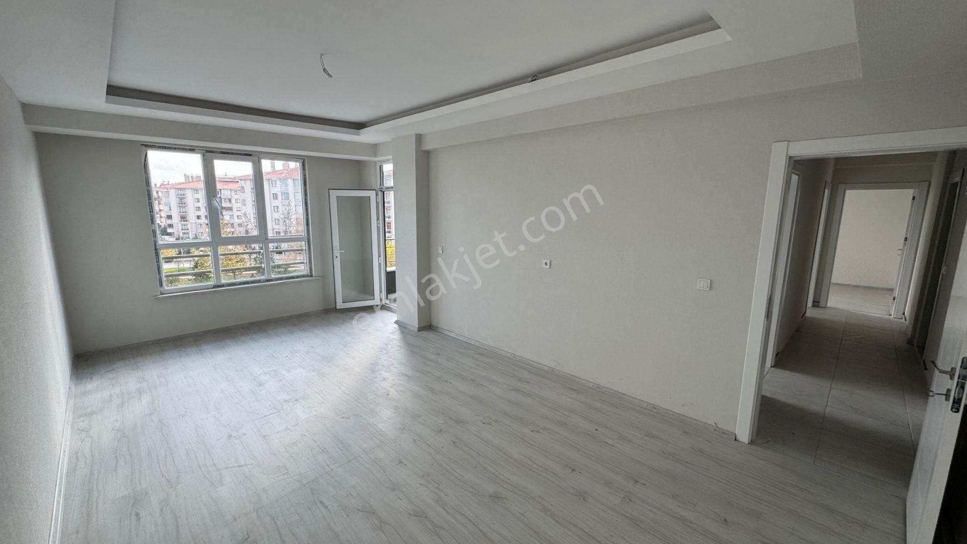 📍 Konya Karatay – Sedirler | Cadde Cepheli 2+1 - Görsel 4