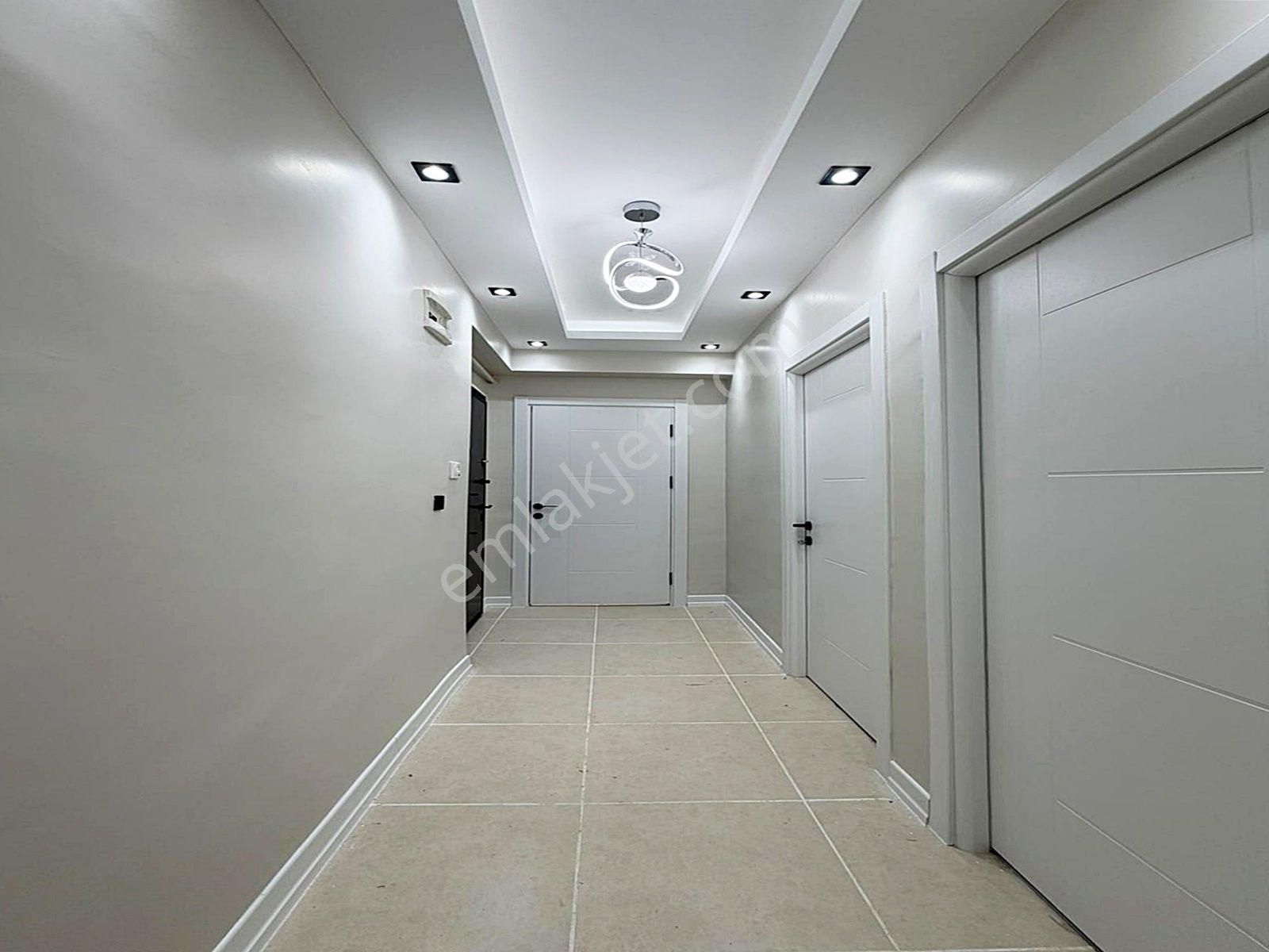 Boss Yapı'dan Metrobüse Yürüme Mesafesinde 2+1 Arakat Daire - Görsel 35