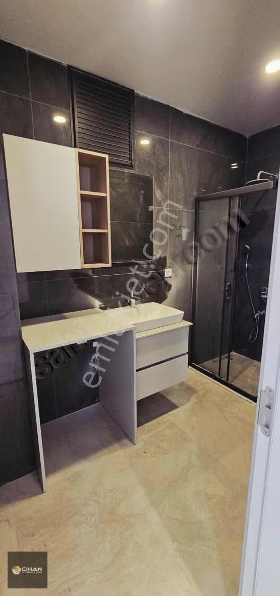 Kuşadası'nda Full Denız Manzaralı Satılık 3 + 1 Daıre - Görsel 20