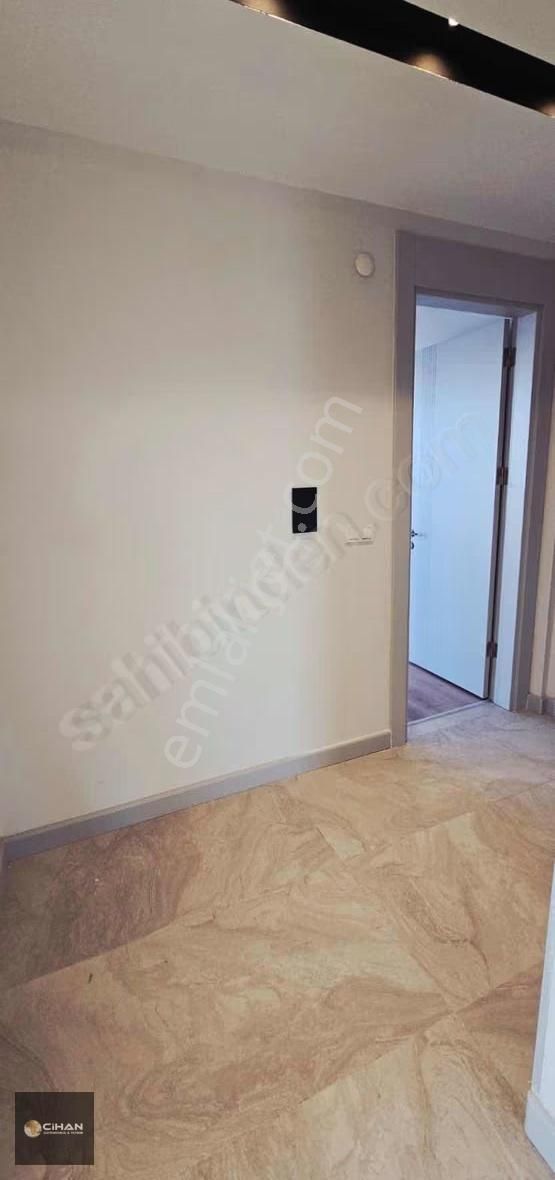 Kuşadası'nda Full Denız Manzaralı Satılık 3 + 1 Daıre - Görsel 6