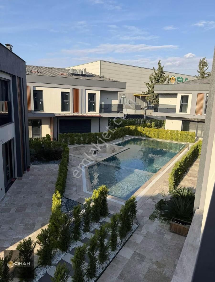 Kuşadası'nda Denize Çok Yakın Özel Havuzlu Yazlık Villa - Görsel 22