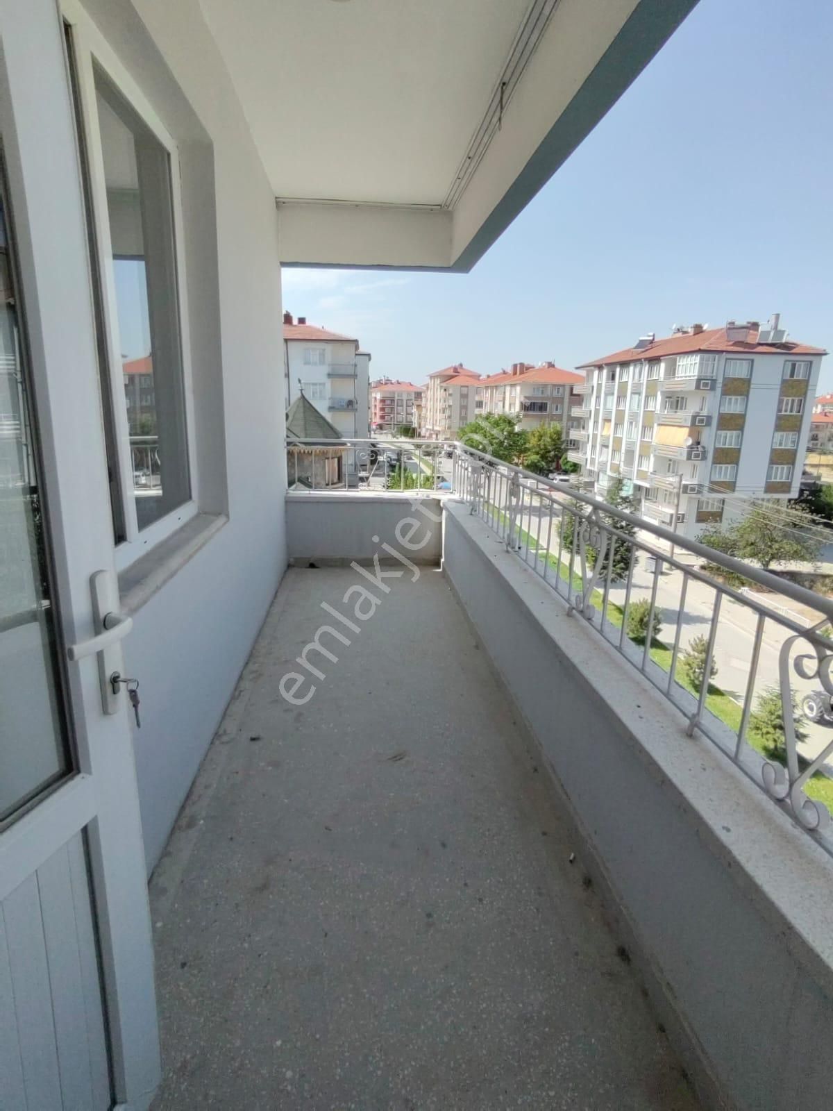 Akçay Emlak'tan Akşehir Koşuyolu Civarı Ara Kat Satılık 2+1 Daire - Görsel 14