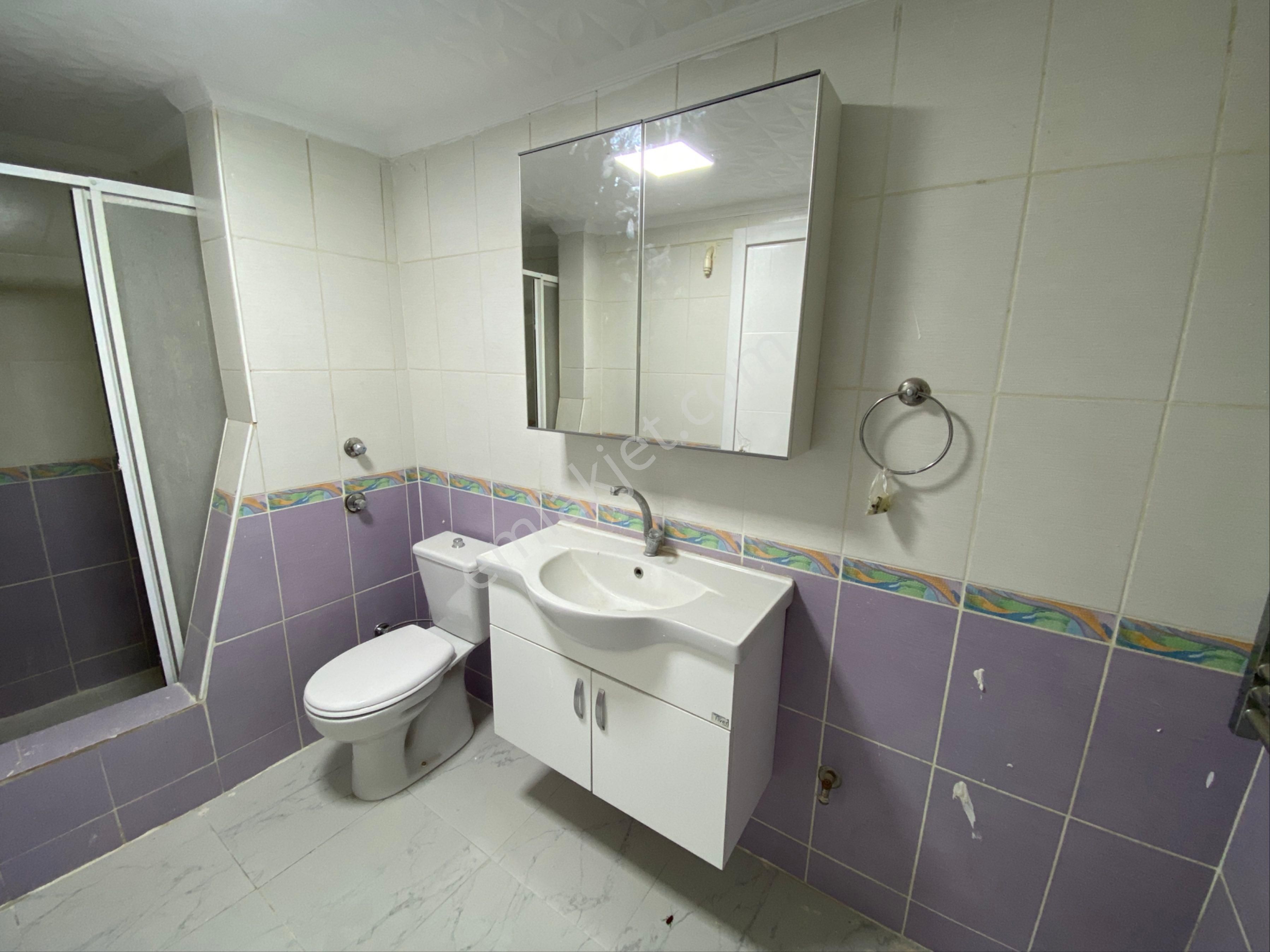 İzmir Konak Kültürpark 26 Ağustos Kapısı’nda, Zemin Kat, İçi Yenilenmiş Kiralık Daire - Görsel 9