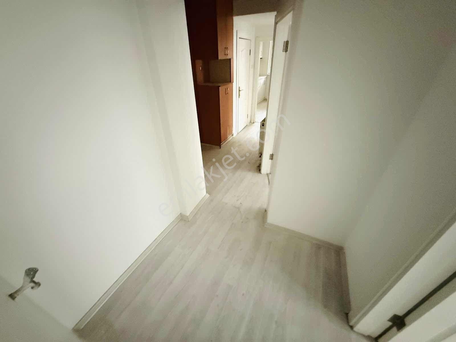 Kayaş'ta Tren İstasyonu-hastane-okul Yakını 2+1 Daire - Görsel 3